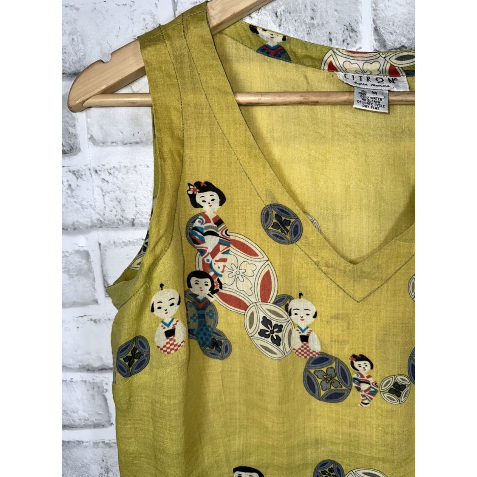 Vintage VINTAGE Citron Santa Monica Yellow Asian Print 100% Linen Vneck Dress Womens M Size M / US 6-8 / IT 42-44 - 4 Thumbnail