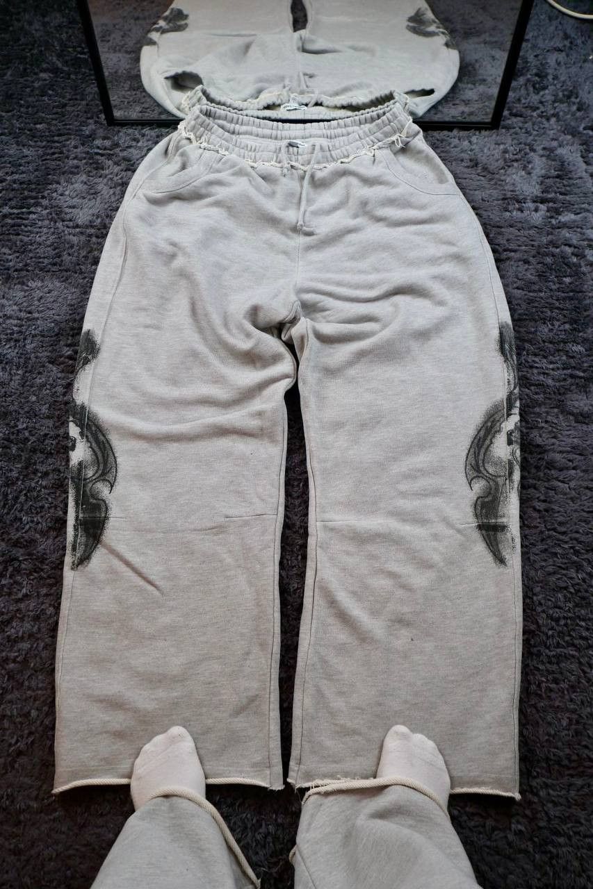 Jaded London Jaded London Grey Colossus Baggy Graphic Print Sweatpants Size US 30 / EU 46 - 2 Thumbnail