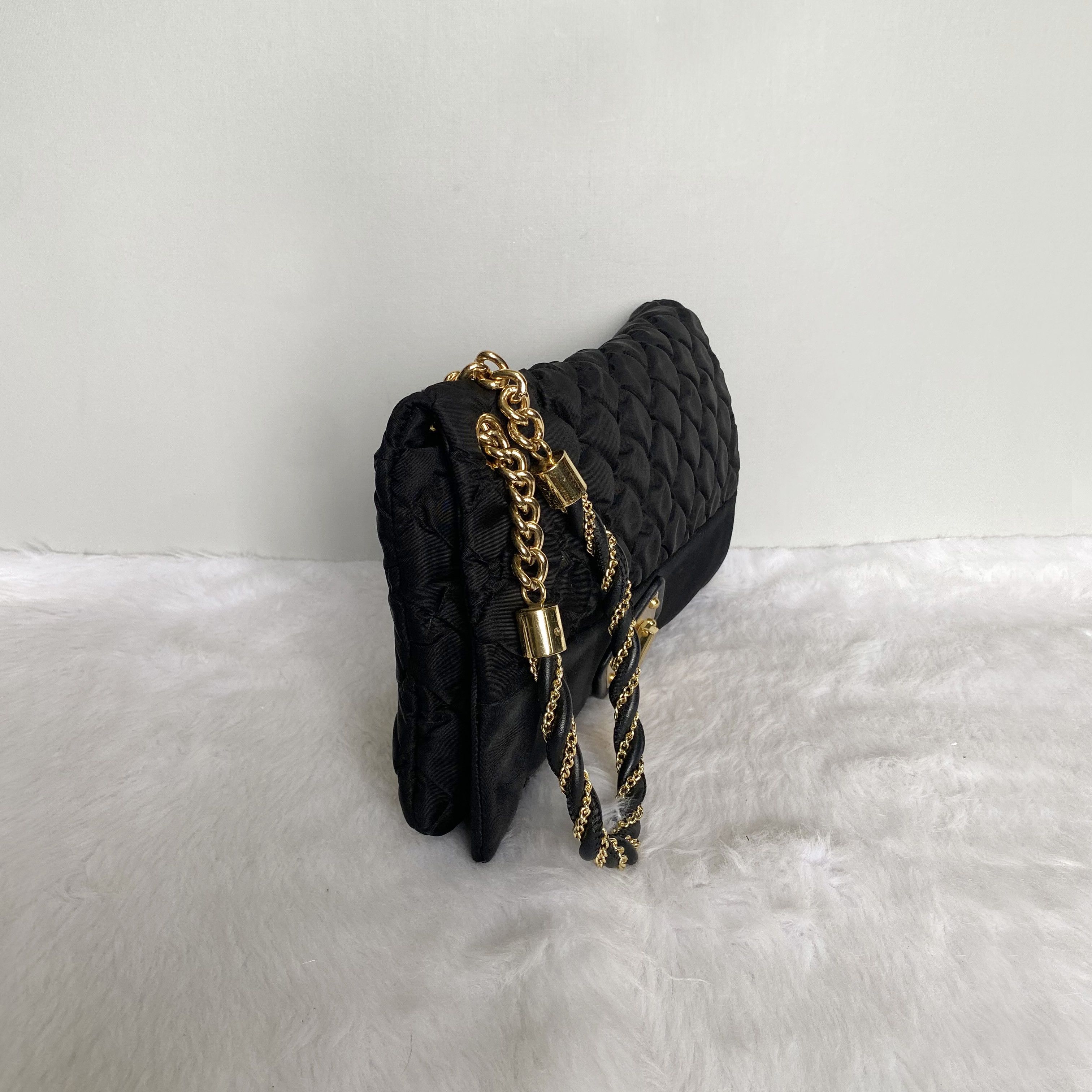 Moschino Black Gold Quilted Nylon Clutch Bag Size ONE SIZE - 3 Thumbnail