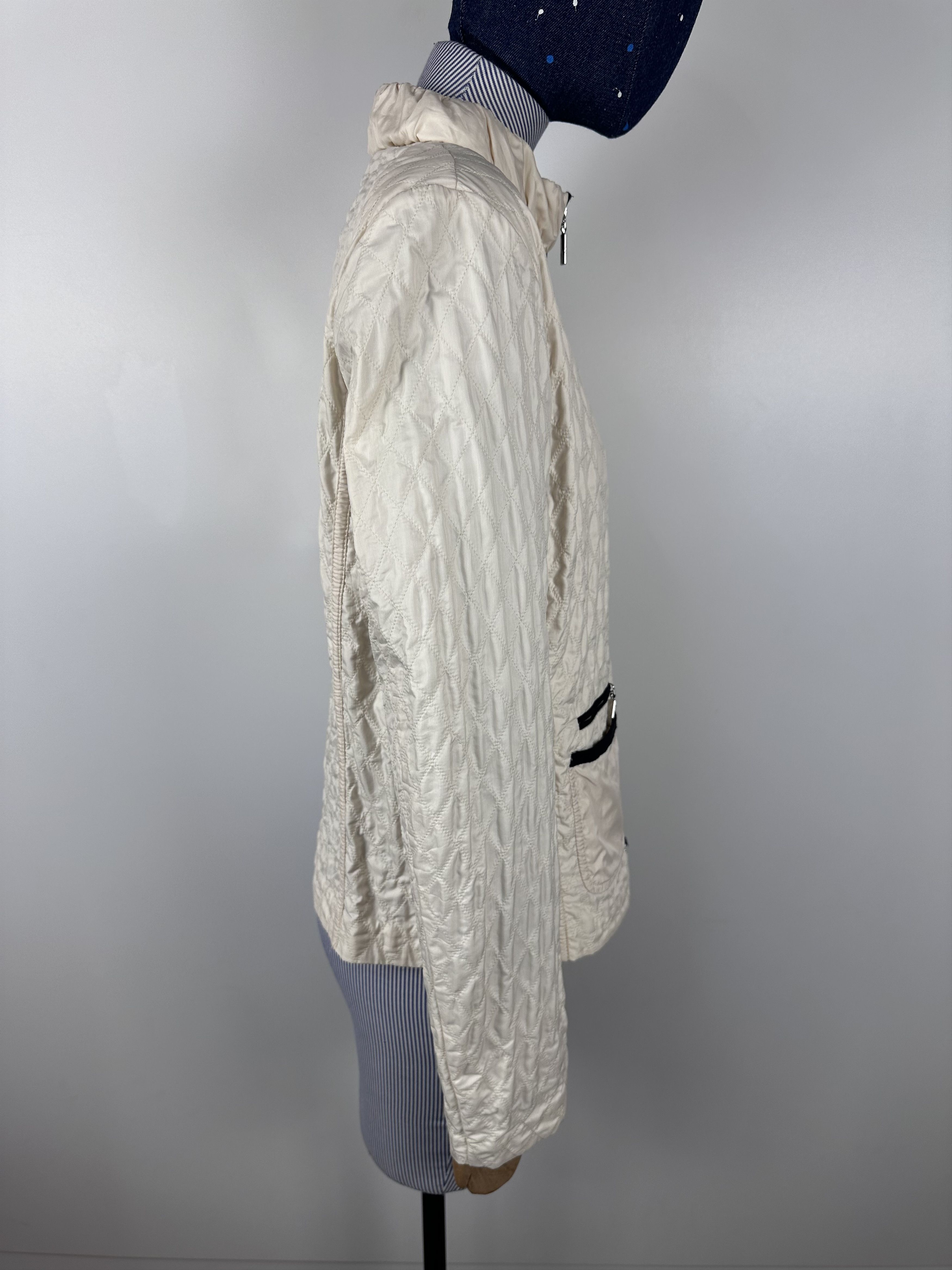Grailed × Moncler Moncler Viviane Gibbotto Quilted Lightweight Jacket Size 4 Size S / US 4 / IT 40 - 9 Thumbnail