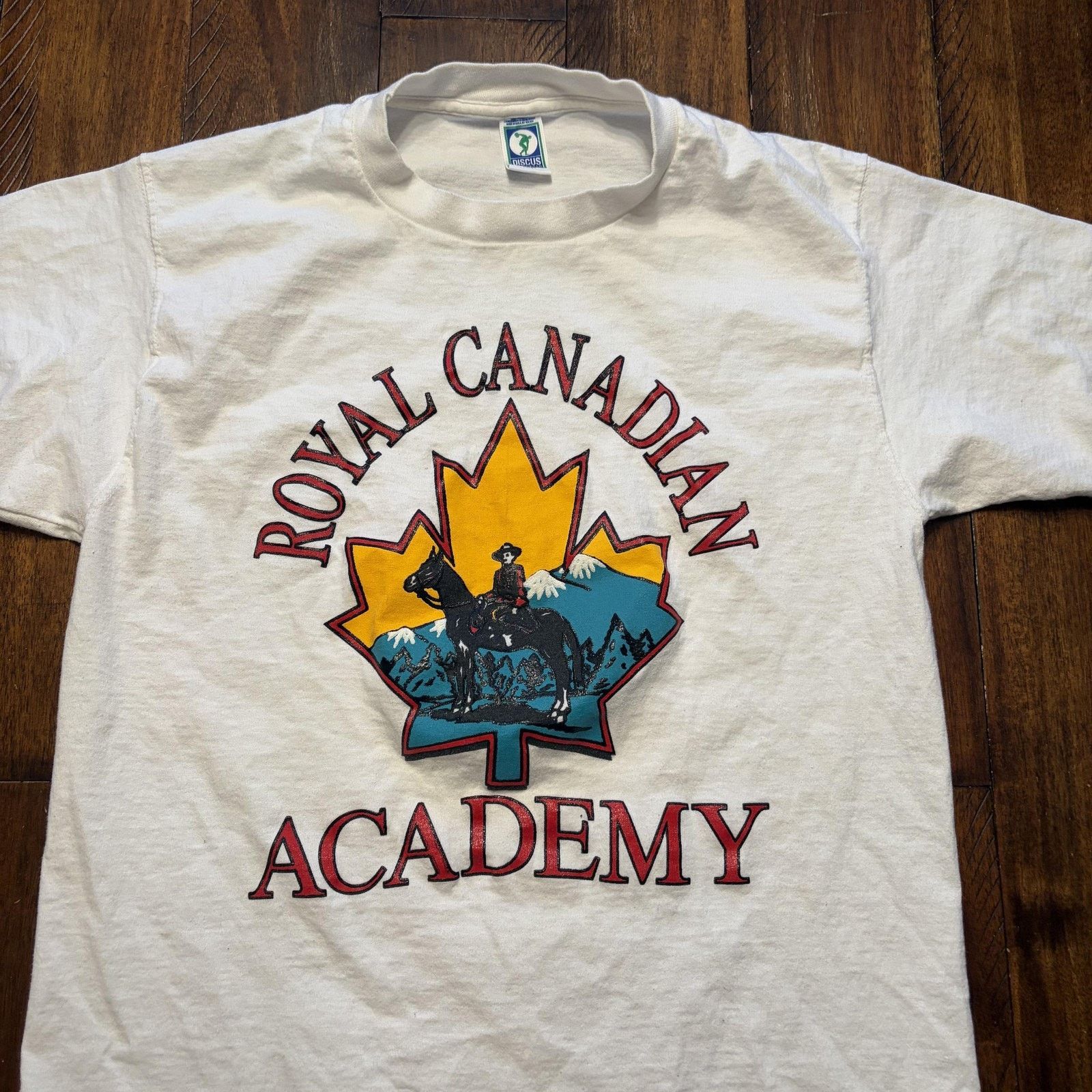 Vintage Vtg Royal Canadian Academy Shirt Mens L T-Shirt Discus USA Size US L / EU 52-54 / 3 - 3 Thumbnail