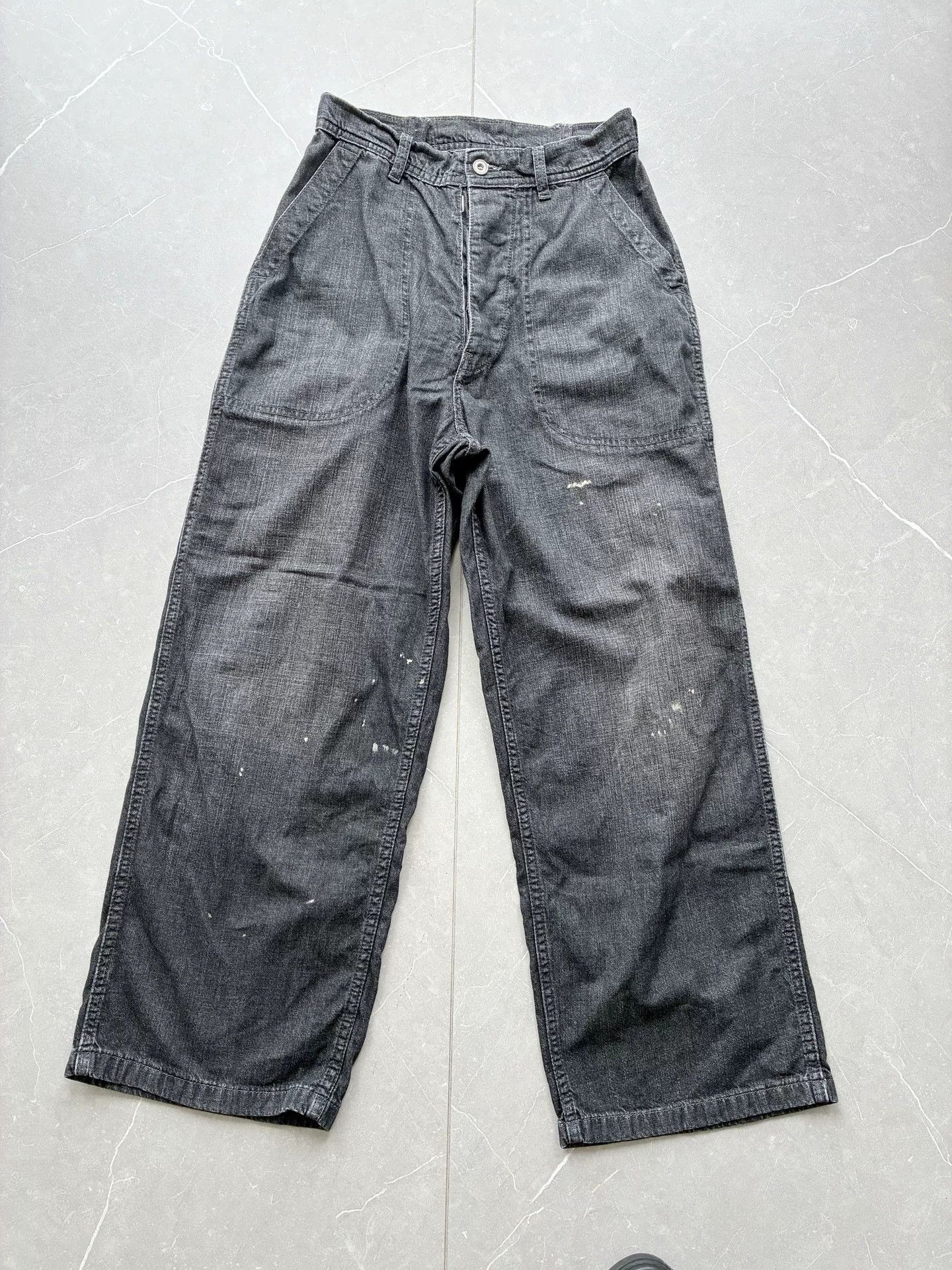 Maison Margiela Maison Margiela Distressed Splatter Washed Black Jeans Size 26" / US 2 / IT 38 - 1 Thumbnail