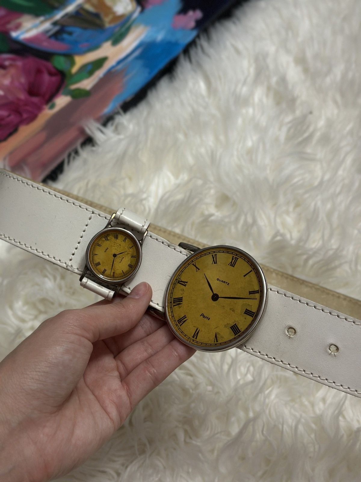 Vintage Quartz clock watch Paris belt white 1980s , white vinyl Size ONE SIZE - 3 Thumbnail