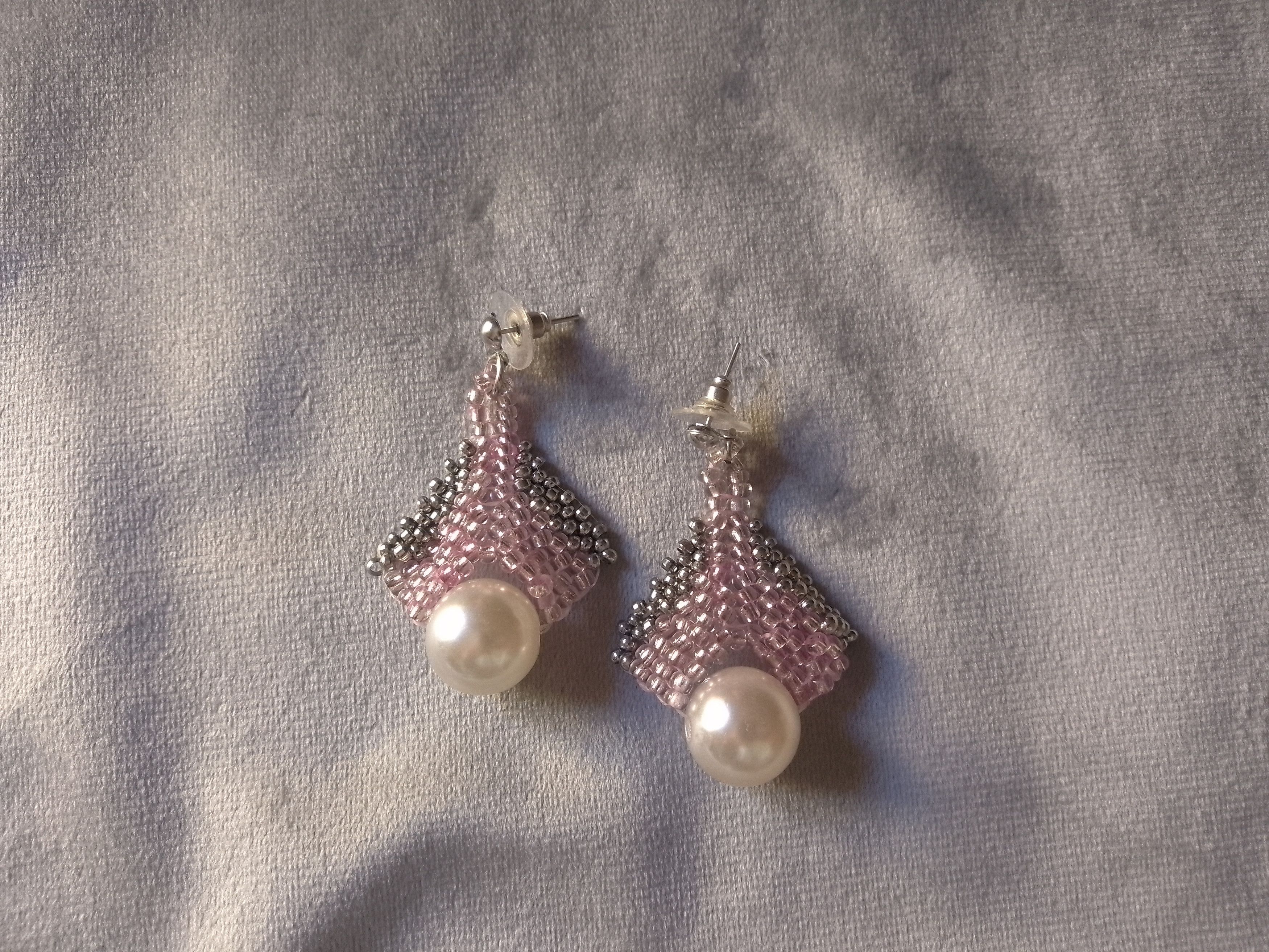 Handmade Earrings. Pearl. Geometrical. Elegant. Pink glass Size ONE SIZE - 2 Thumbnail