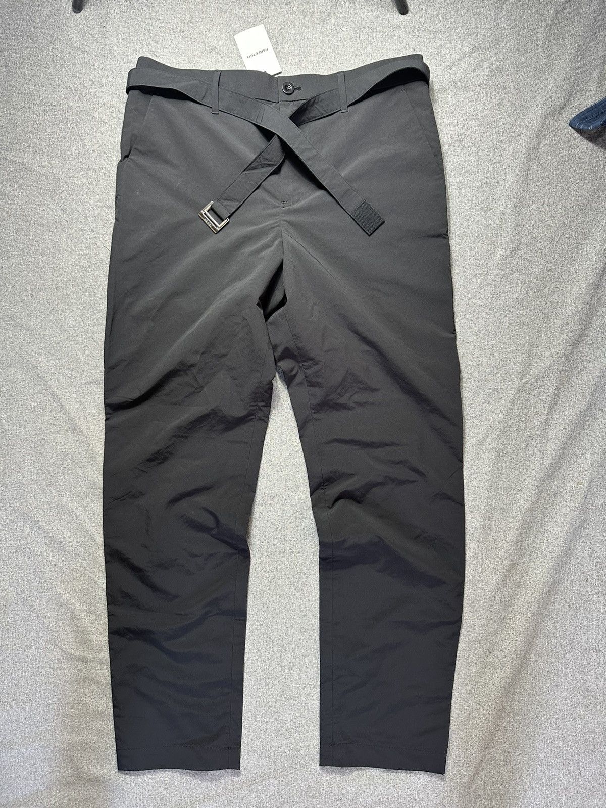 Sacai Sacai Matte Polyester Belted Tafetta Pants Size US 34 / EU 50 - 2 Thumbnail