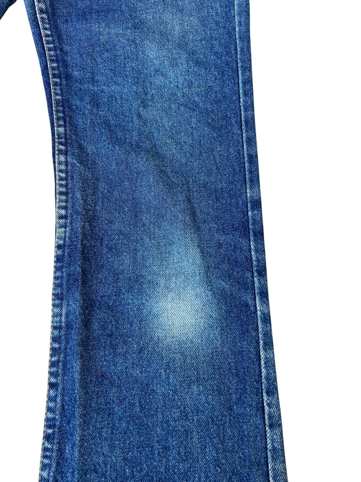 Levi's Vintage 1994 Levi’s 517 Distressed Denim Bootcut Jeans Size US 27 - 10 Thumbnail