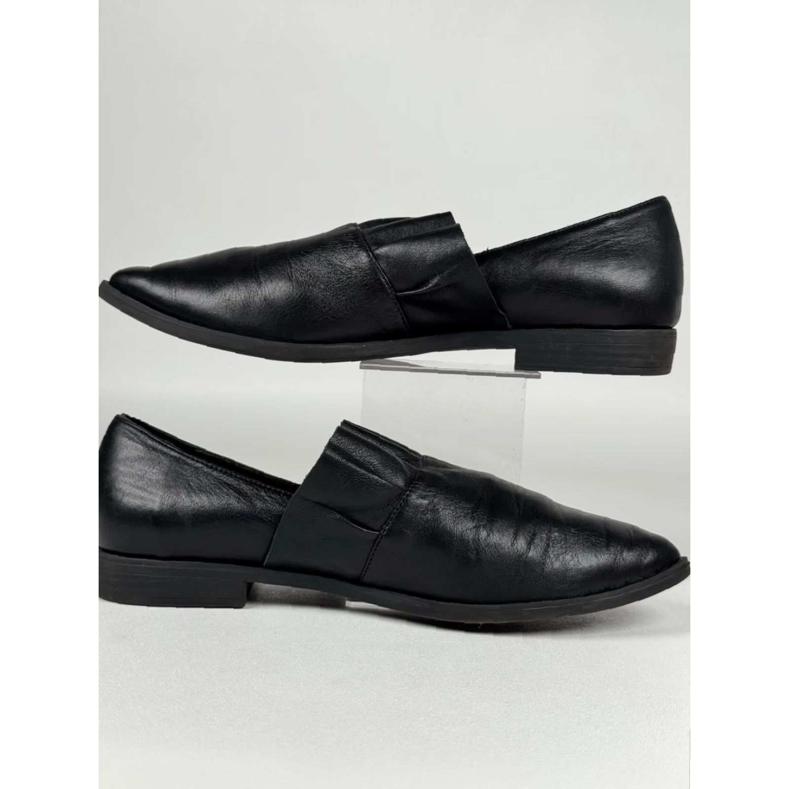 Vintage Bueno Burcu Black Leather Pointed-Toe Slip On Flats EU 36 US 5.5 Women's Shoes Size US 6 / IT 36 - 4 Thumbnail