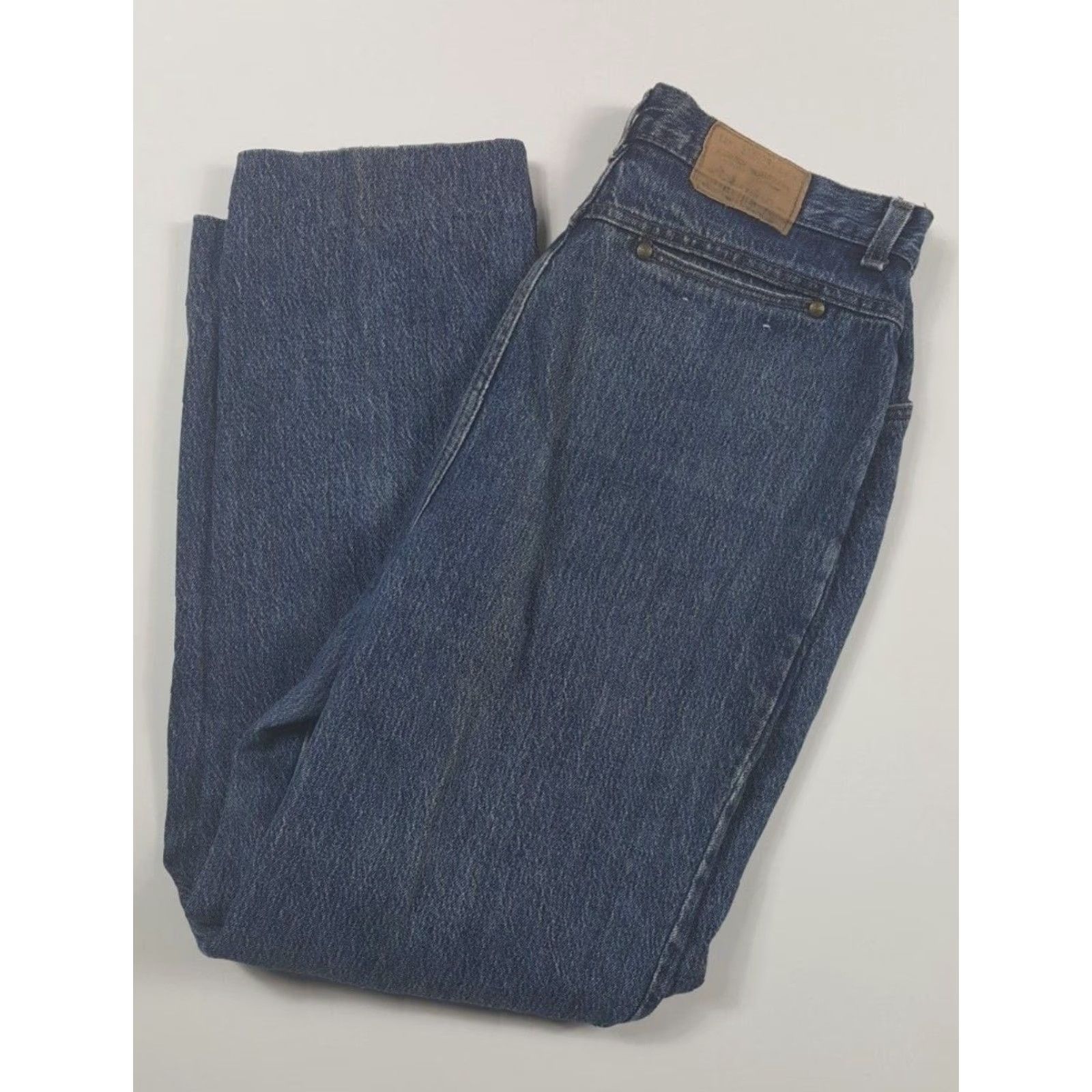 Levi's VINTAGE Levi's Pleated High Waist Mom Jeans 14 Blue Denin - 90s Retro Relaxed Tapered Regular Inseam 27.5" Women Size 36" / US 14 / IT 50 - 7 Thumbnail