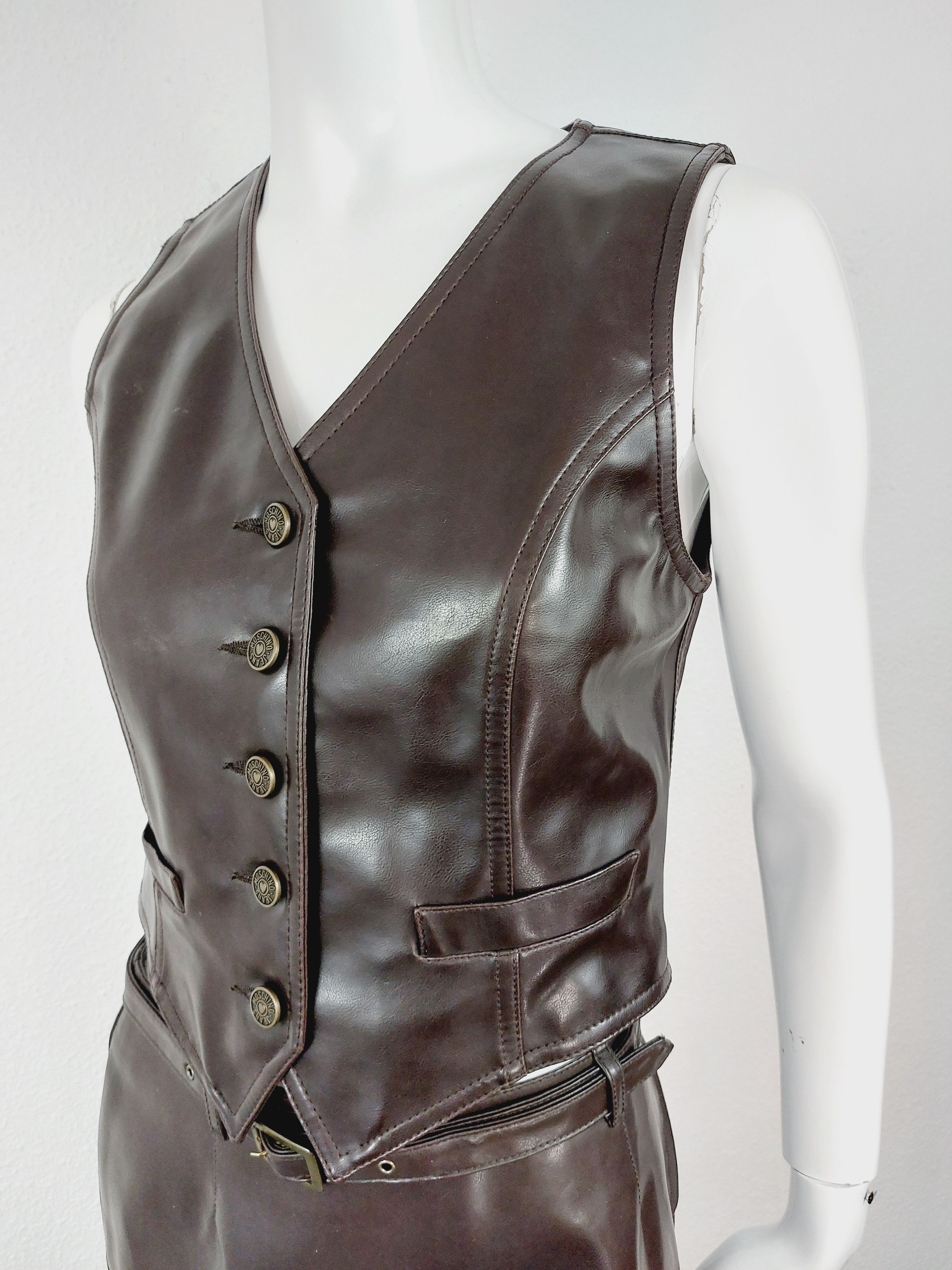 Moschino Moschino Studded Heart Vinyl Bella Hadid Vest Skirt Set Size M / US 6-8 / IT 42-44 - 9 Thumbnail