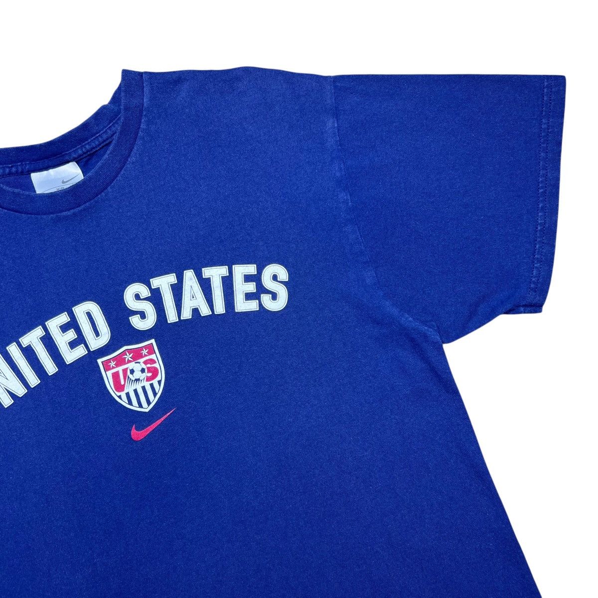 Nike Vintage 2000s Nike Swoosh United States Soccer Team T-Shirt Size US XS / EU 42 / 0 - 6 Thumbnail