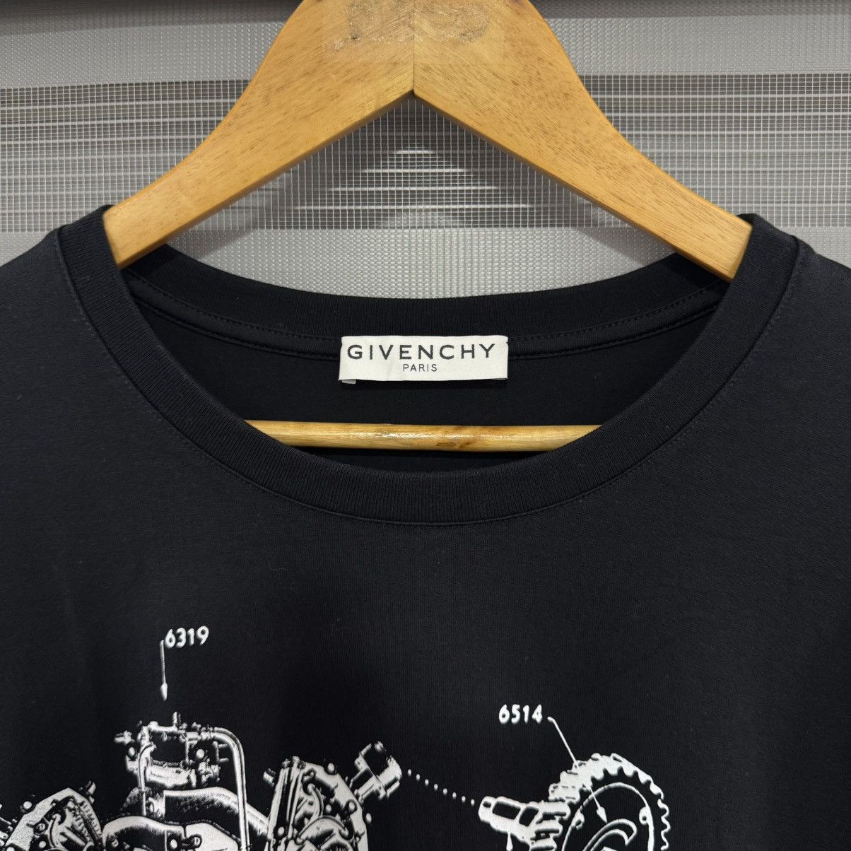 Givenchy Givenchy Black Schematics T-Shirt Size US XL / EU 56 / 4 - 6 Thumbnail