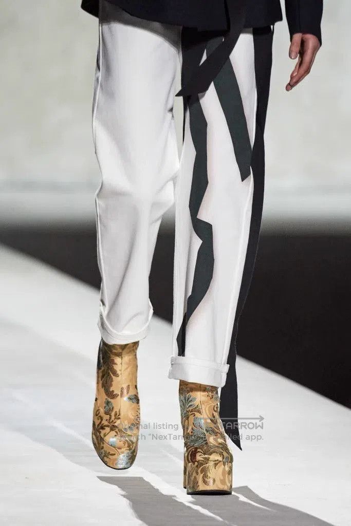 Dries Van Noten Dries Van Noten white jeans Size 26" / US 2 / IT 38 - 2 Thumbnail