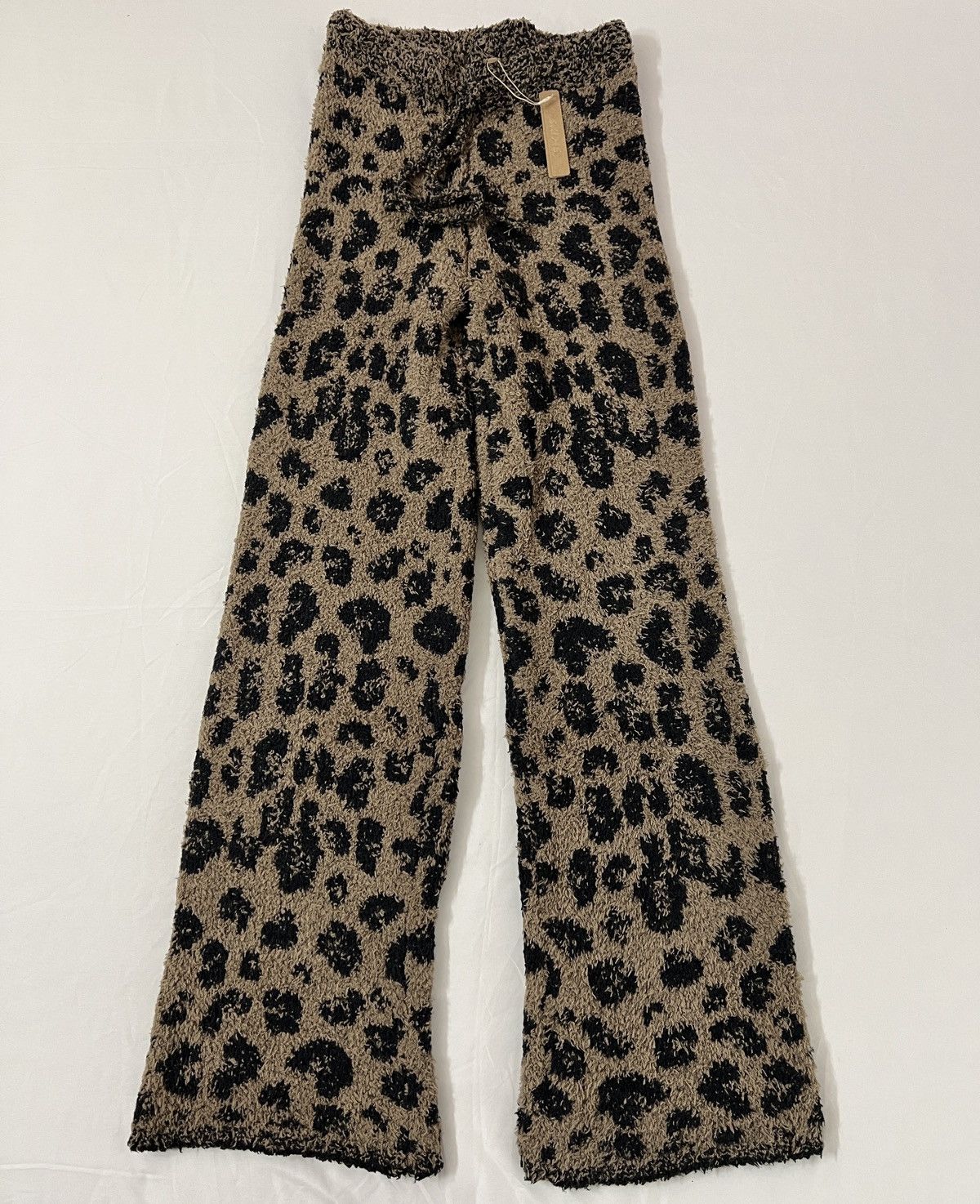 SKIMS SKIMS Cozy Knit Leopard Pants Pant Flare Wide Leg Straight Size 27" / US 4 / IT 40 - 1 Thumbnail