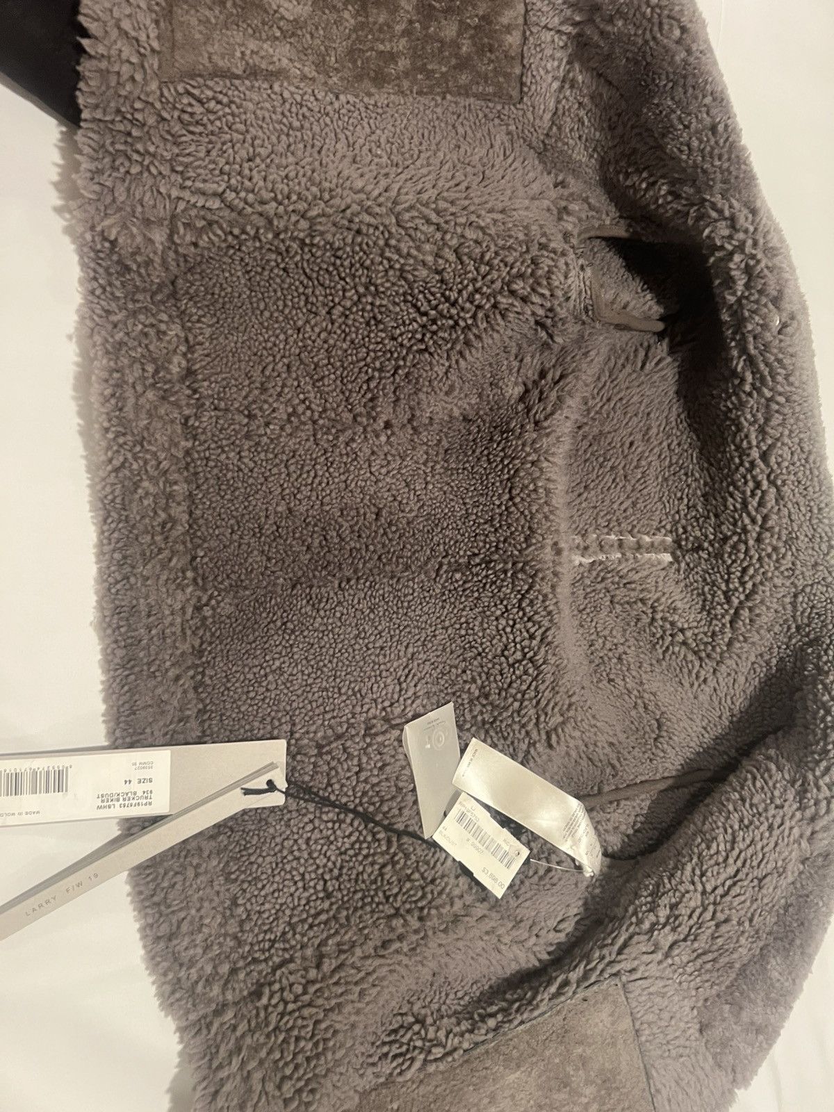 Rick Owens Rick Owens shearling coat. 44/S. $3890 Size US S / EU 44-46 / 1 - 7 Thumbnail