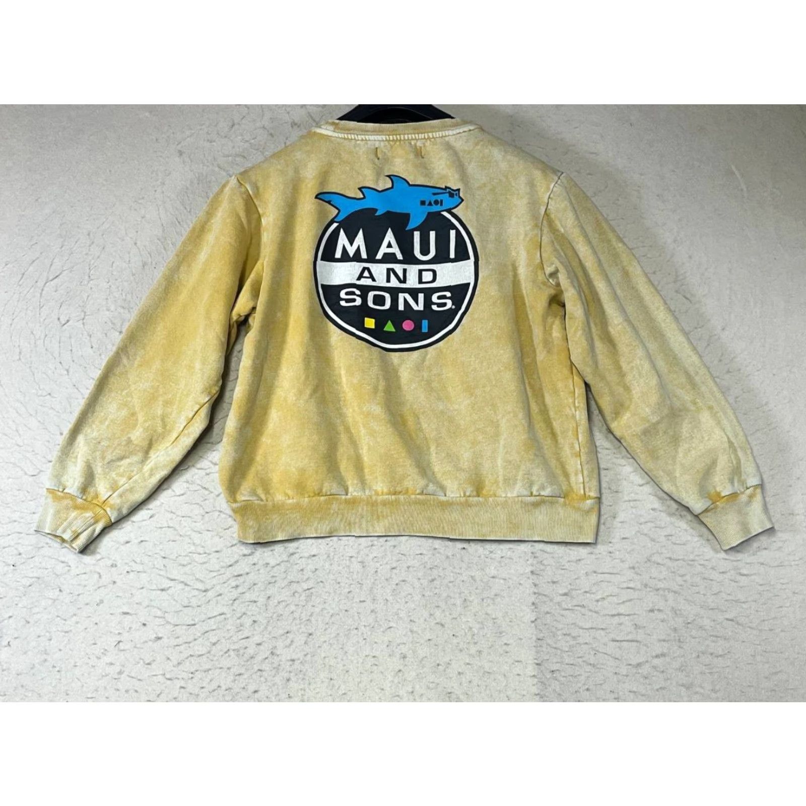 Vintage VINTAGE Maui And Sons Sweatshirt Women Medium Yellow Sweatshirt Fleece Pullover Crewneck Shark Invasion 90s Size M / US 6-8 / IT 42-44 - 2 Thumbnail