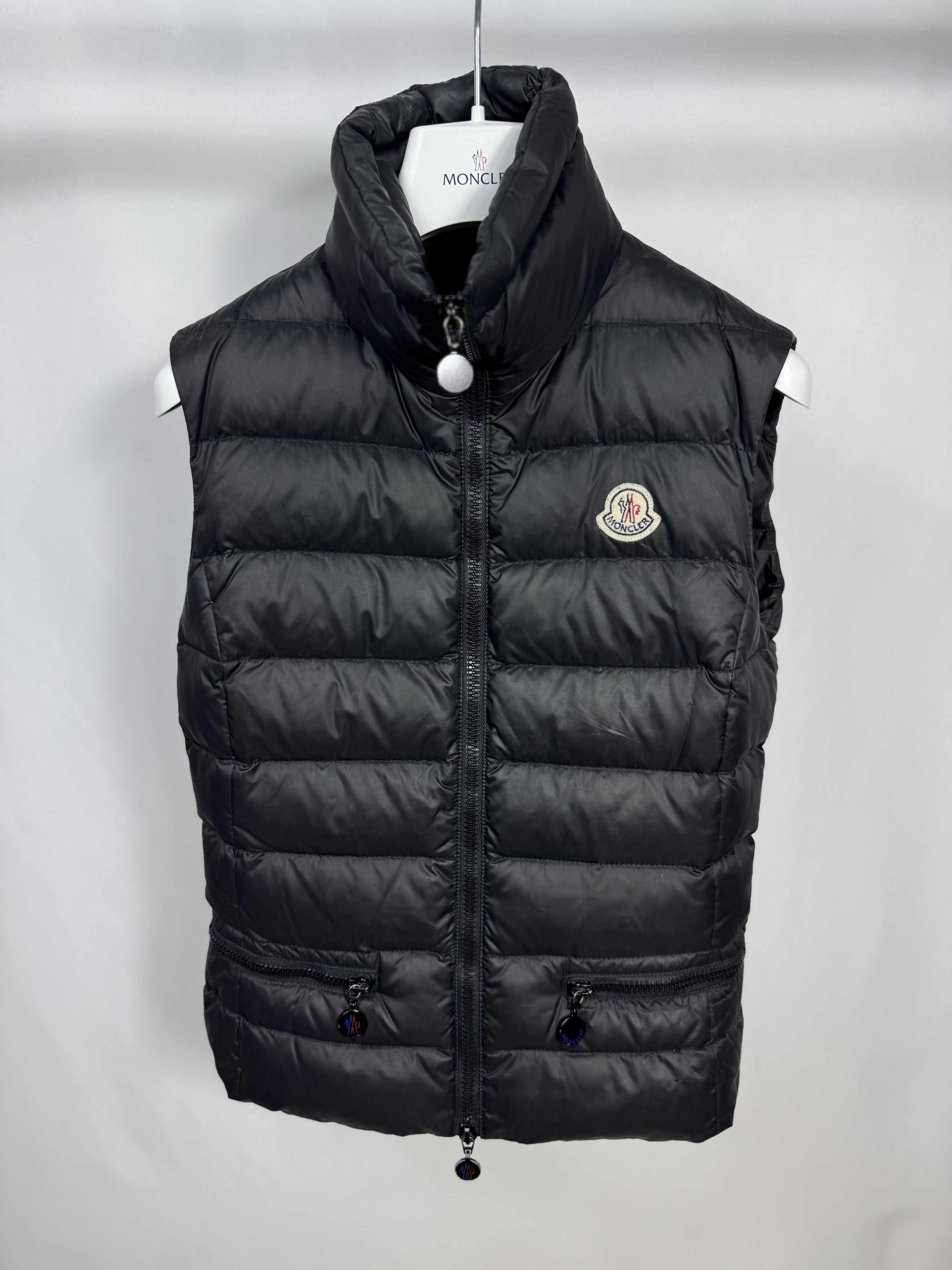 Moncler Moncler Gaelle Gilet Size M / US 6-8 / IT 42-44 - 1 Thumbnail