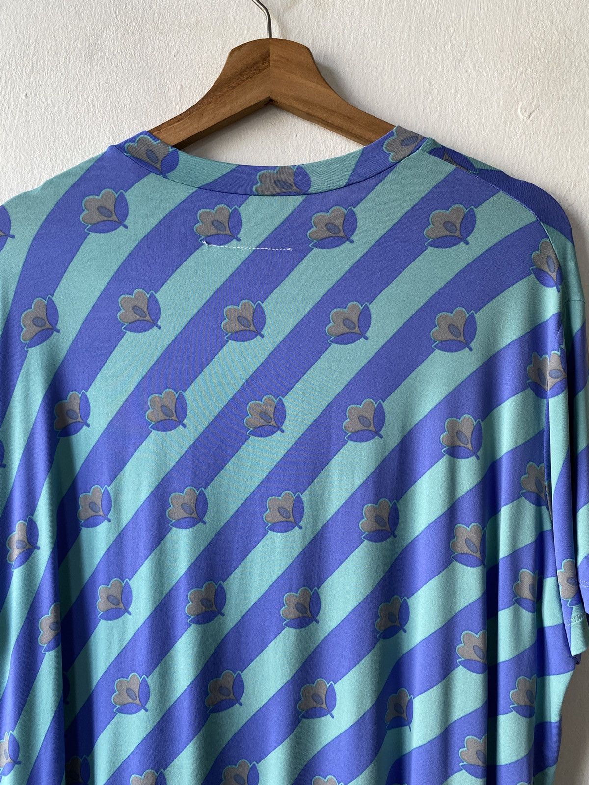 Maison Margiela MM6 Floral Motif Stripe Casual Rayon T Shirt Size M / US 6-8 / IT 42-44 - 6 Thumbnail