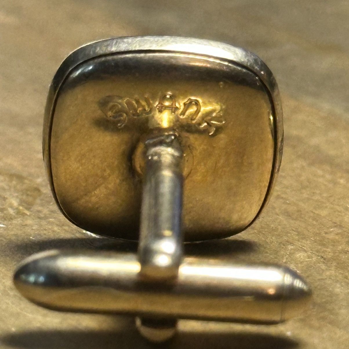 Vintage Vintage Swank gold tone mother of pearl cuff links Size ONE SIZE - 3 Thumbnail