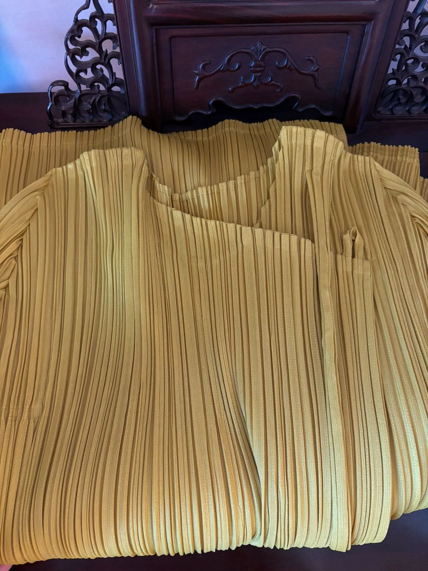 Issey Miyake issey miyake Yellow pleated dress Size US 30 / EU 46 - 1 Thumbnail