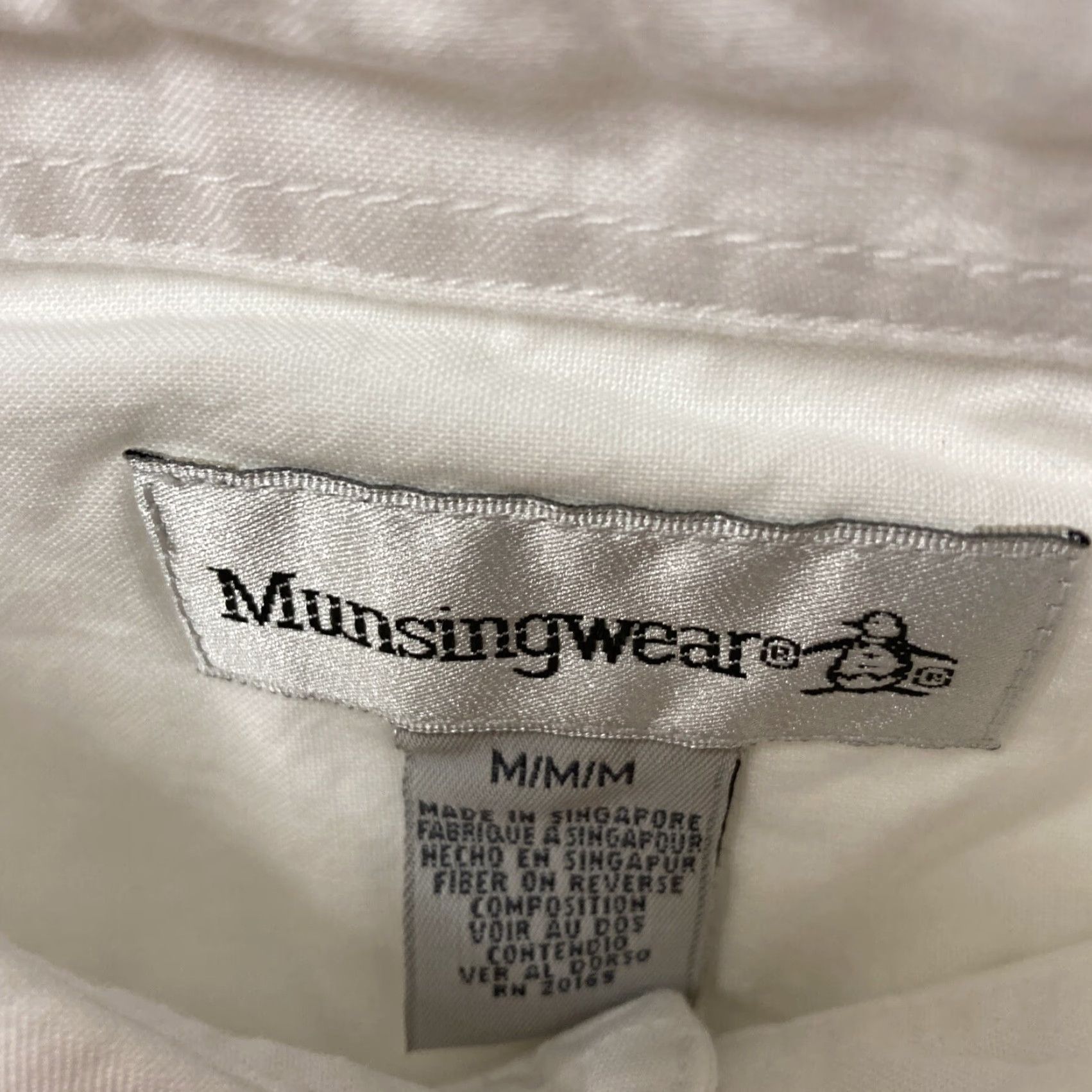 Vintage VINTAGE Munsingwear Button Down Shirt Mens M White American Airlines Longsleeve Deadstock Size US M / EU 48-50 / 2 - 5 Thumbnail