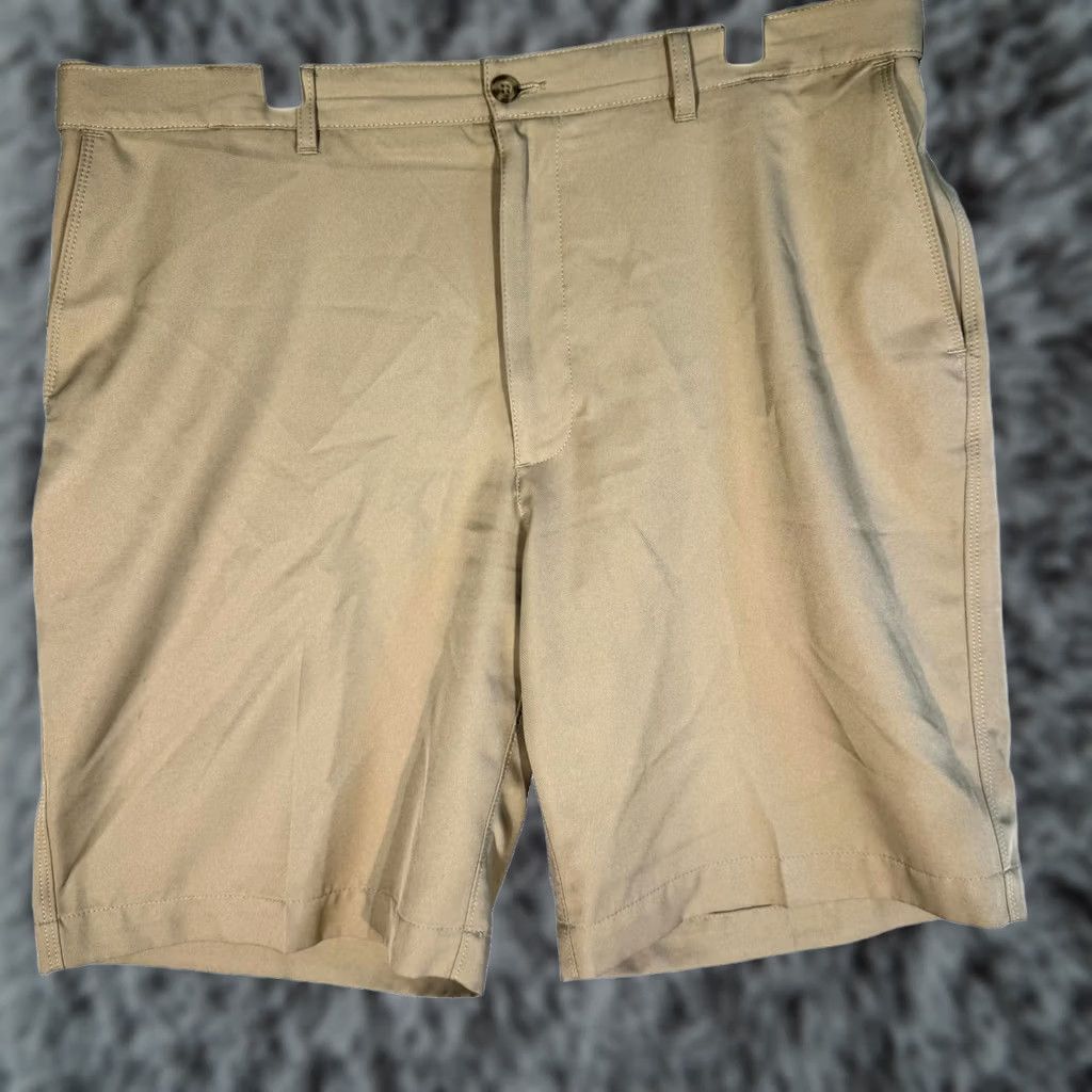 PGA Tour PGA Tour Shorts Beige 38 Mid-Rise Flat Front Cargo Pockets Men's Casual Summer Outdoor Chino Basic Front Pocket Pockets Beige PGA TOUR Mens Size US 38 / EU 54 - 1 Thumbnail