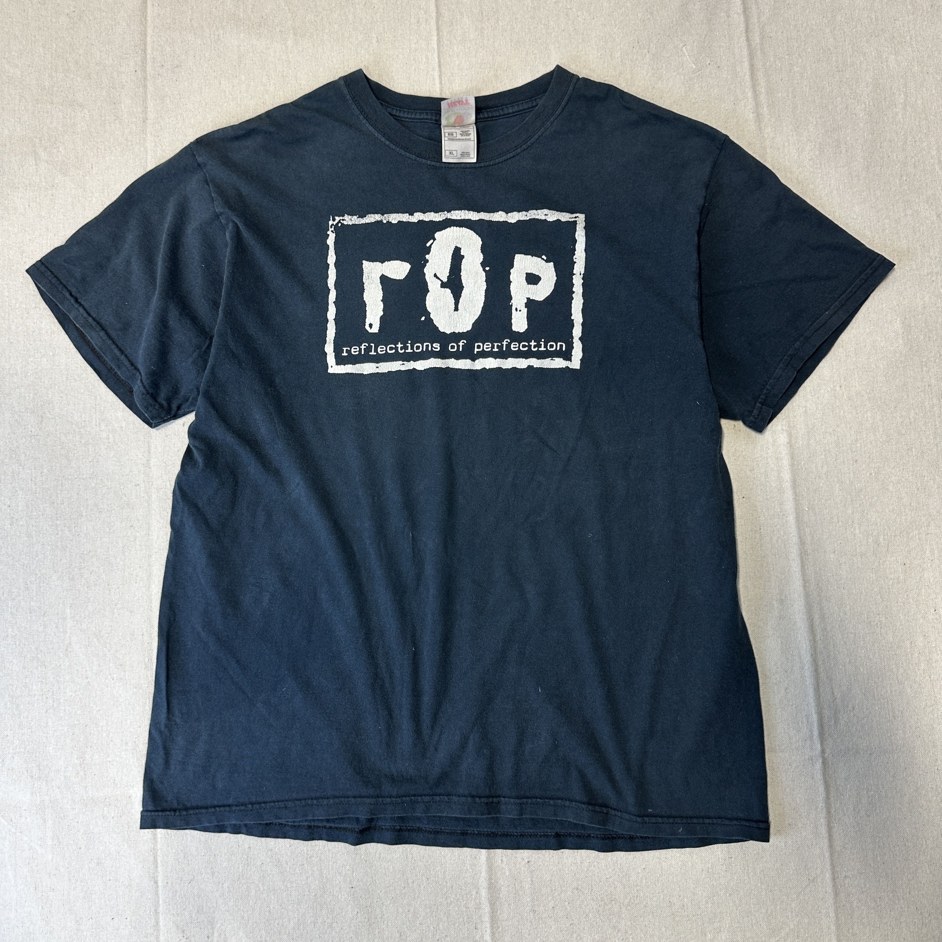 Fruit Of The Loom Vintage Reflections of Perfection Graphic T-Shirt Size XL GOD Jesus Size US XL / EU 56 / 4 - 1 Thumbnail