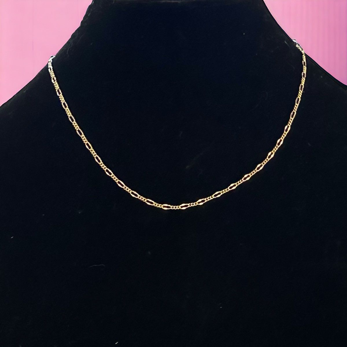 Vintage Vintage dainty gold tone figaro chain necklace Size ONE SIZE - 1 Thumbnail