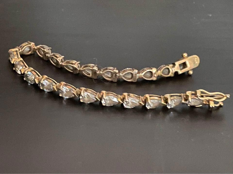 Designer Vintage 925 Teardrop Clasp Bracelet Size ONE SIZE - 1 Thumbnail