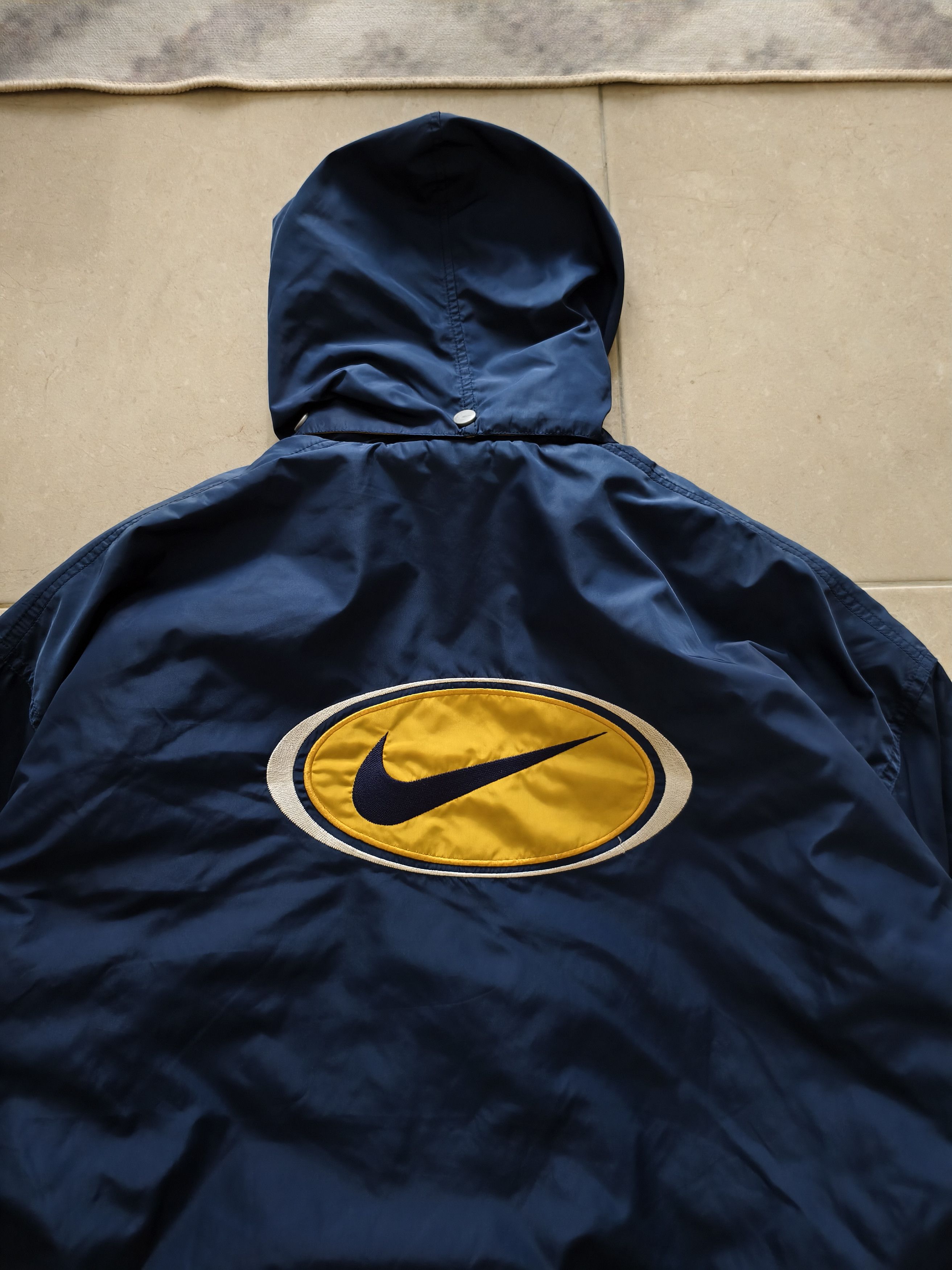 Nike × Vintage 🔥STEALS🔥Very Rare Vintage 90s Nike Big Logo Jacket Size US L / EU 52-54 / 3 - 2 Thumbnail