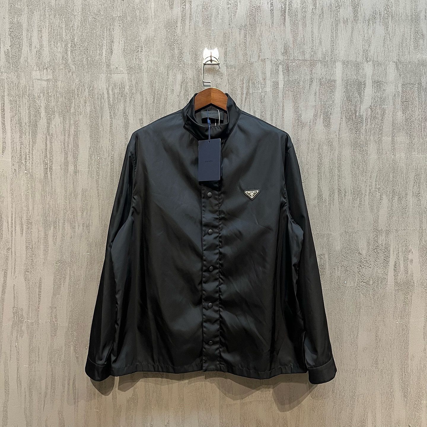 Prada Prada Logo Plaque High Collar Shirt Size M Size US M / EU 48-50 / 2 - 1 Thumbnail