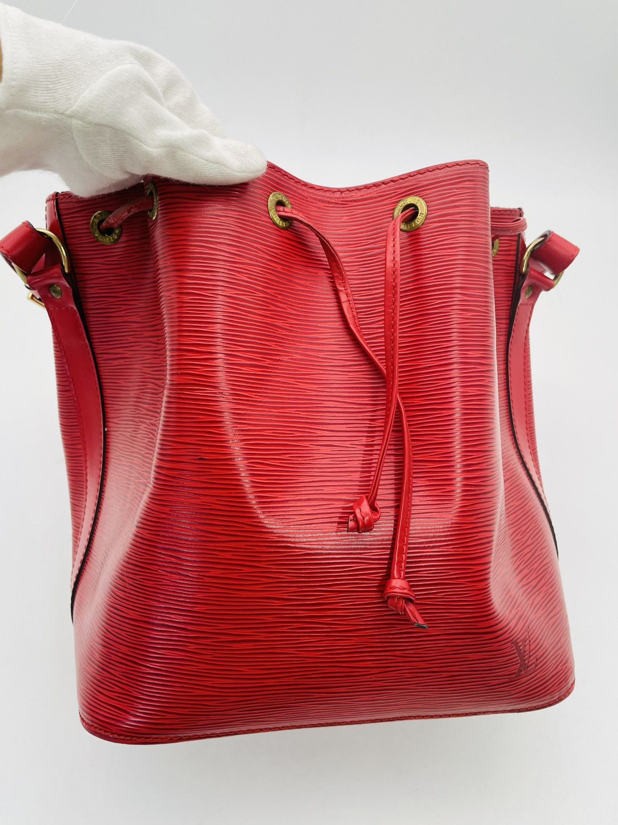 Louis Vuitton Epi Leather Red Shoulder bag Size ONE SIZE - 2 Thumbnail
