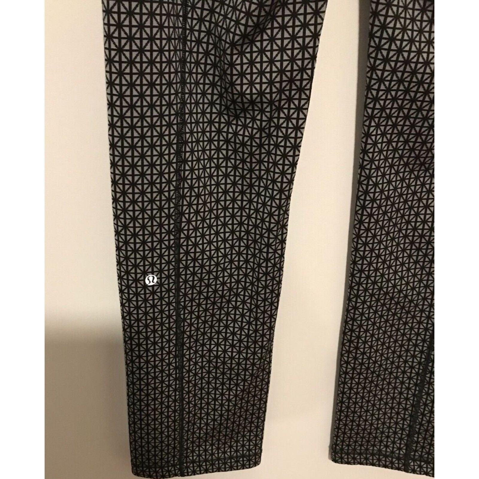 Lululemon Lululemon Straight-Up Pant Tri Geo Silver Spoon Black Size 32" / US 10 / IT 46 - 3 Thumbnail
