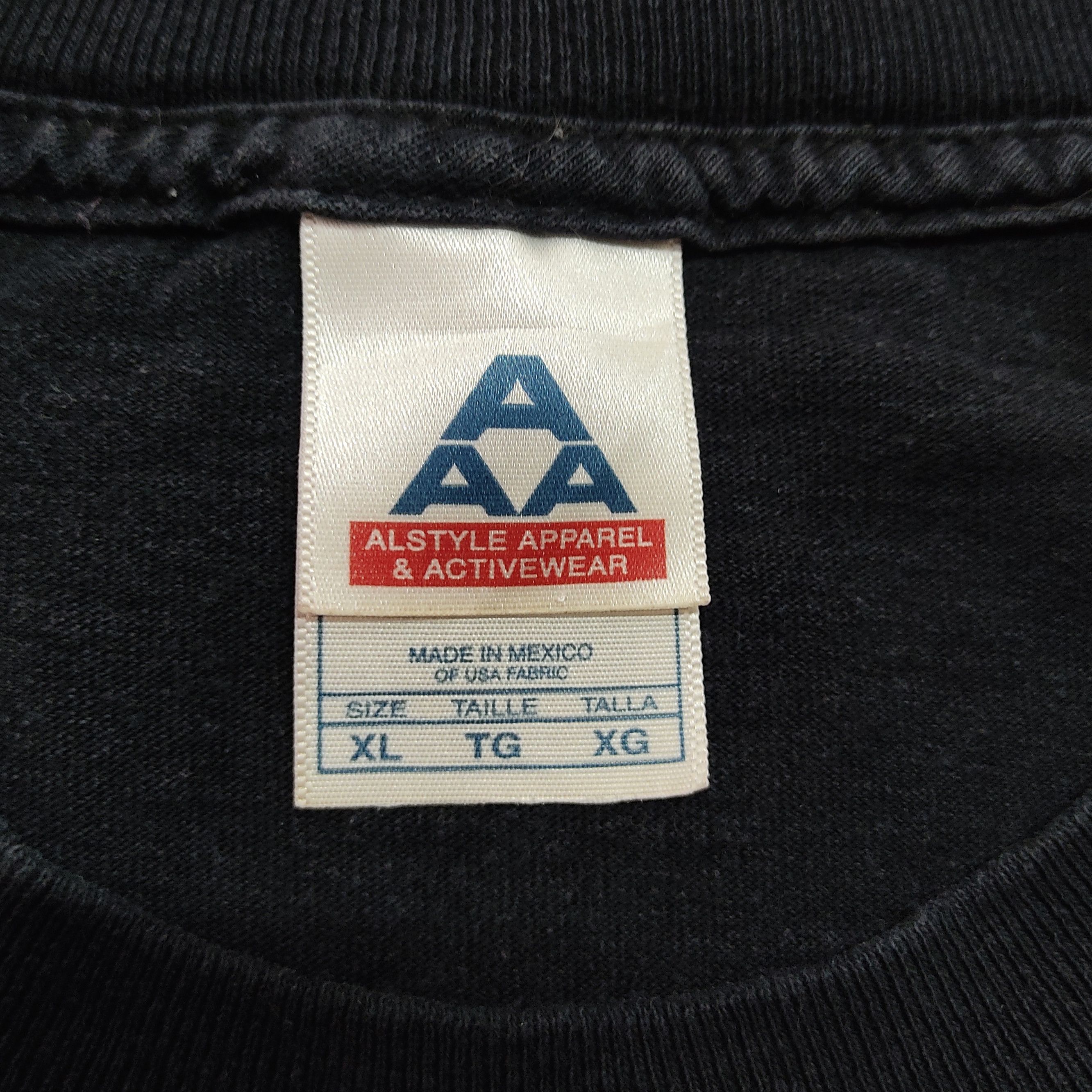 Vintage Vtg VIVID ADULT ENTERTAINMENT Big Cross Distressed T-shirt Size US XL / EU 56 / 4 - 5 Thumbnail