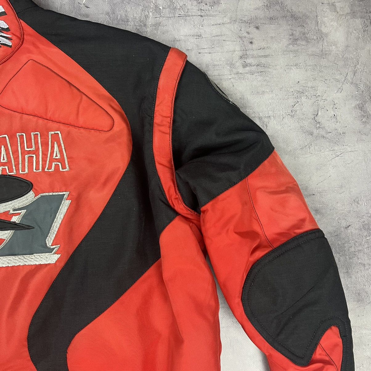 Yamaha Rare! Yamaha R1 Vintage Racing Vest Jacket Big Logo 90s Size US S / EU 44-46 / 1 - 17 Thumbnail