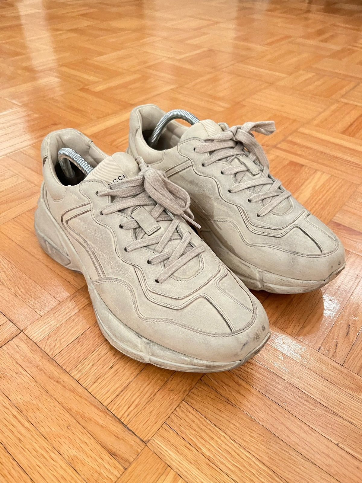 Gucci Gucci 7 Rhyton Distressed Ivoire Dirty Oversized Sneakers Size US 7 / EU 40 - 5 Thumbnail