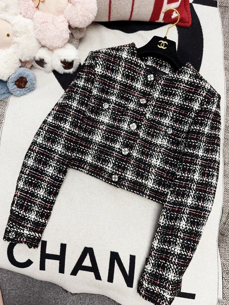 Chanel Chanel 21k autumn and winter striped mixed-color twill sof Size XS / US 0-2 / IT 36-38 - 1 Thumbnail