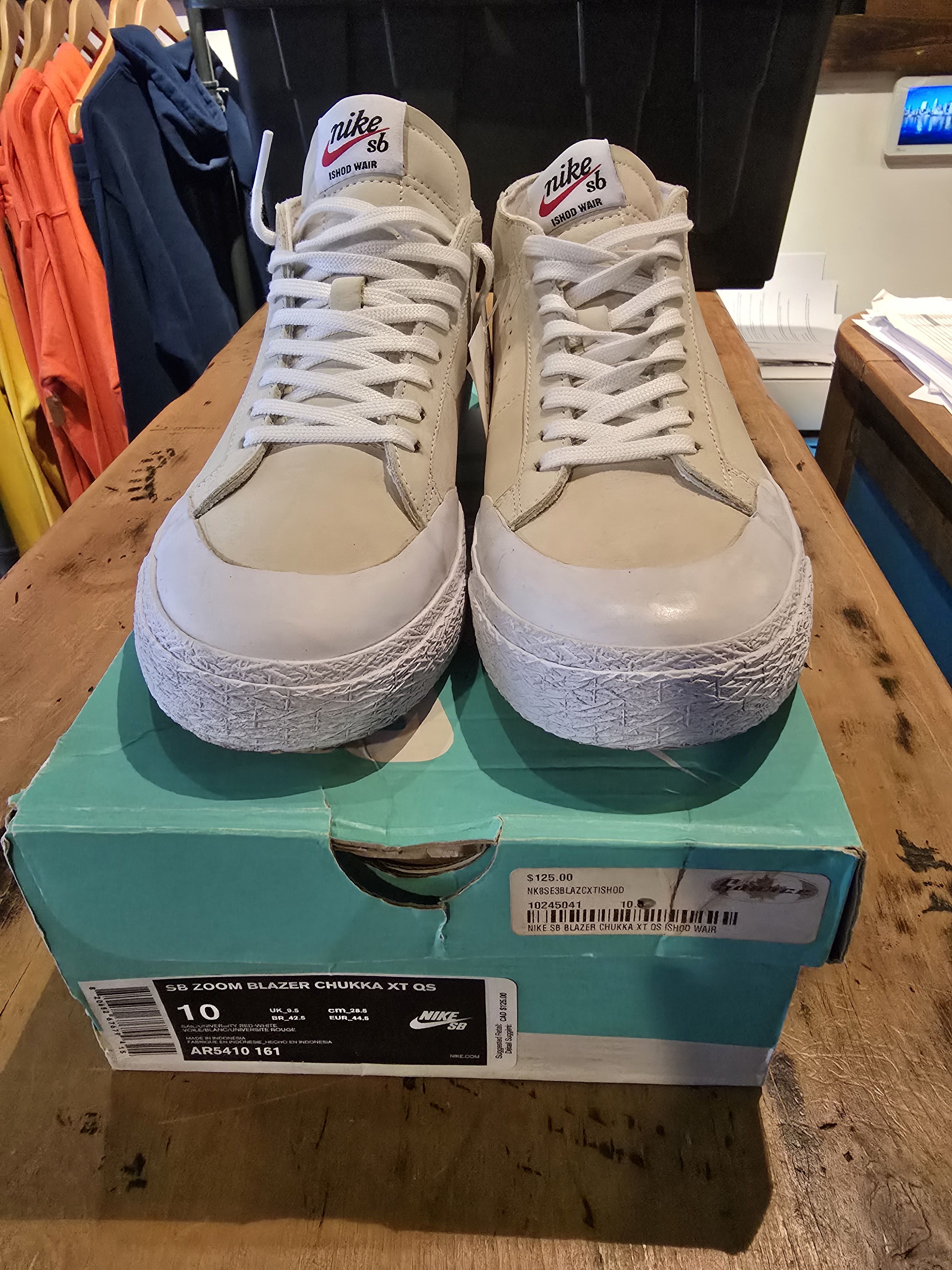 Nike Nike SB Zoom Blazer Mid Chukka XT QS "Ishod Wair" Size US 10 / EU 43 - 6 Thumbnail