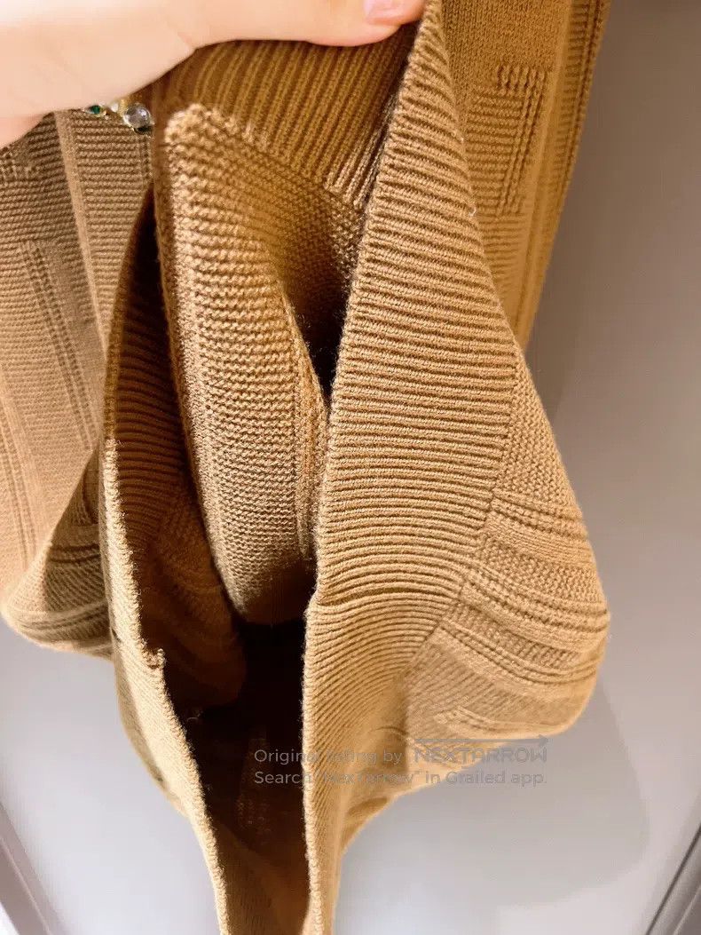 Hermes Hermes Caramel Letter Jacquard Knit Dress Size XXS / US 00 / IT 34 - 5 Thumbnail