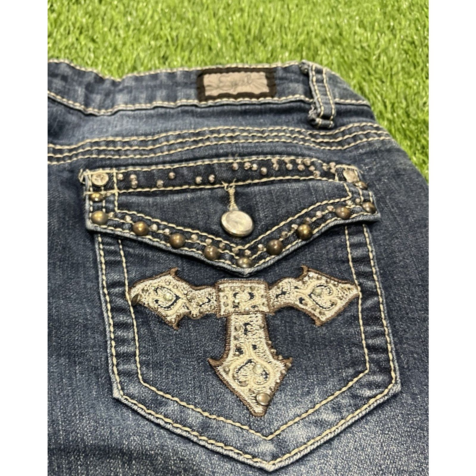 Earl Jeans Earl Jean Iron Cross Rhinestone Pocket Denim Shorts Y2K 12 Size 34" / US 12 / IT 48 - 8 Thumbnail