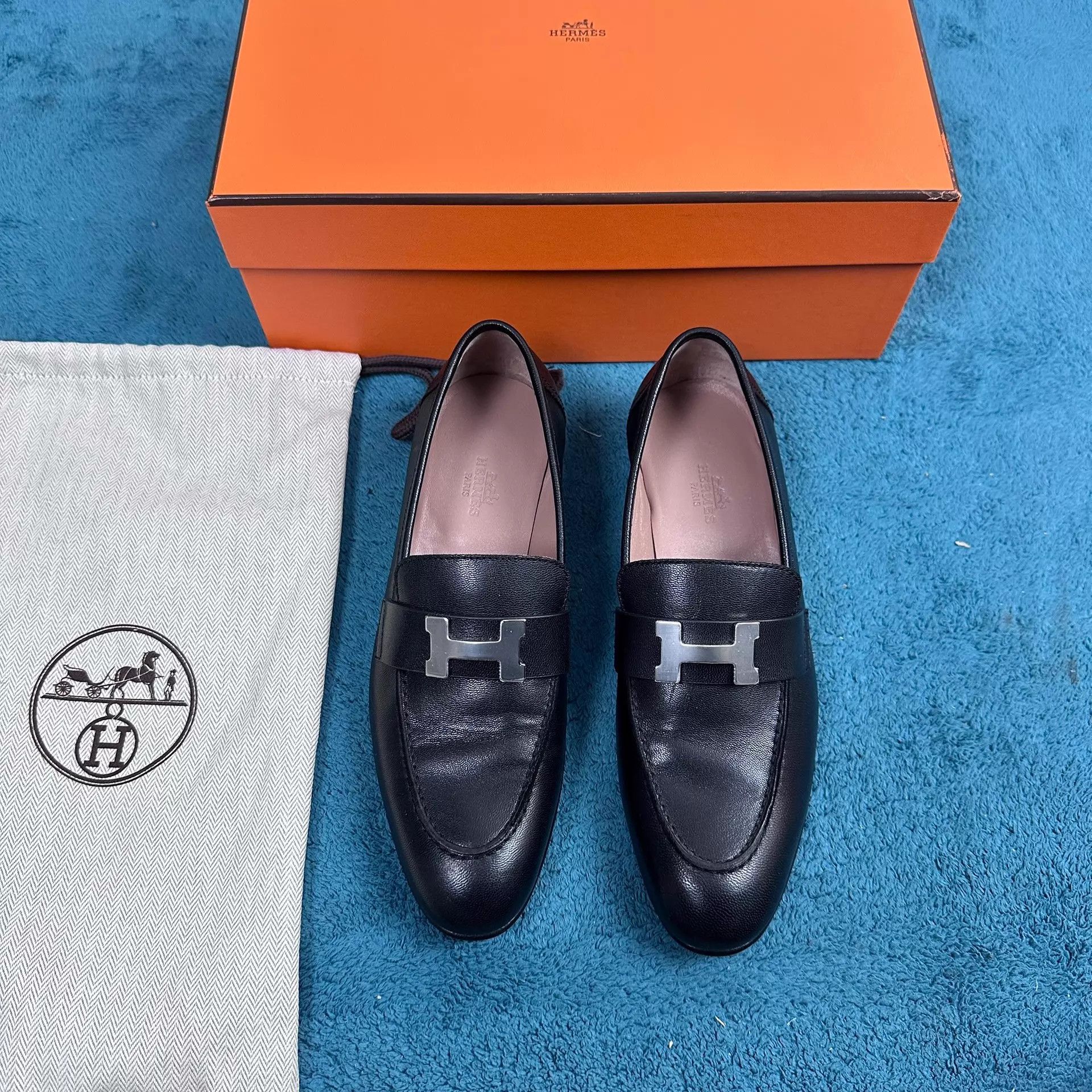 Hermes Hermès Paris Leather Loafer Black Size 37 Size US 6.5 / IT 36.5 - 1 Thumbnail
