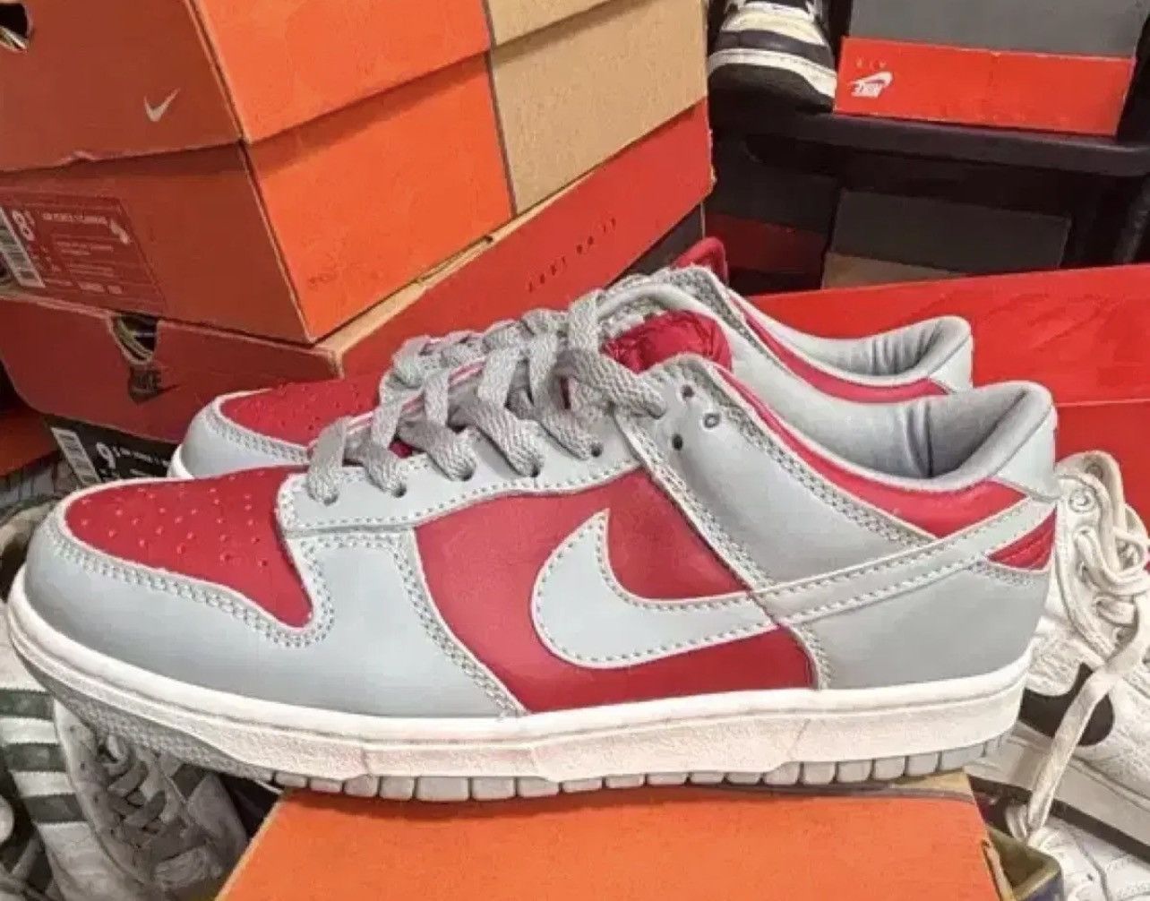 Nike Nike Dunk Low Grey Red 1999 OG Deadstock tokyo only Size US 8.5 / EU 41-42 - 9 Thumbnail