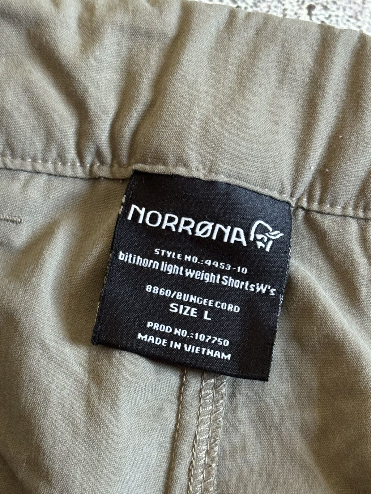 Norrona Norrona L wmns gorpcore cargo shorts 🩳 Size 27" / US 4 / IT 40 - 7 Thumbnail