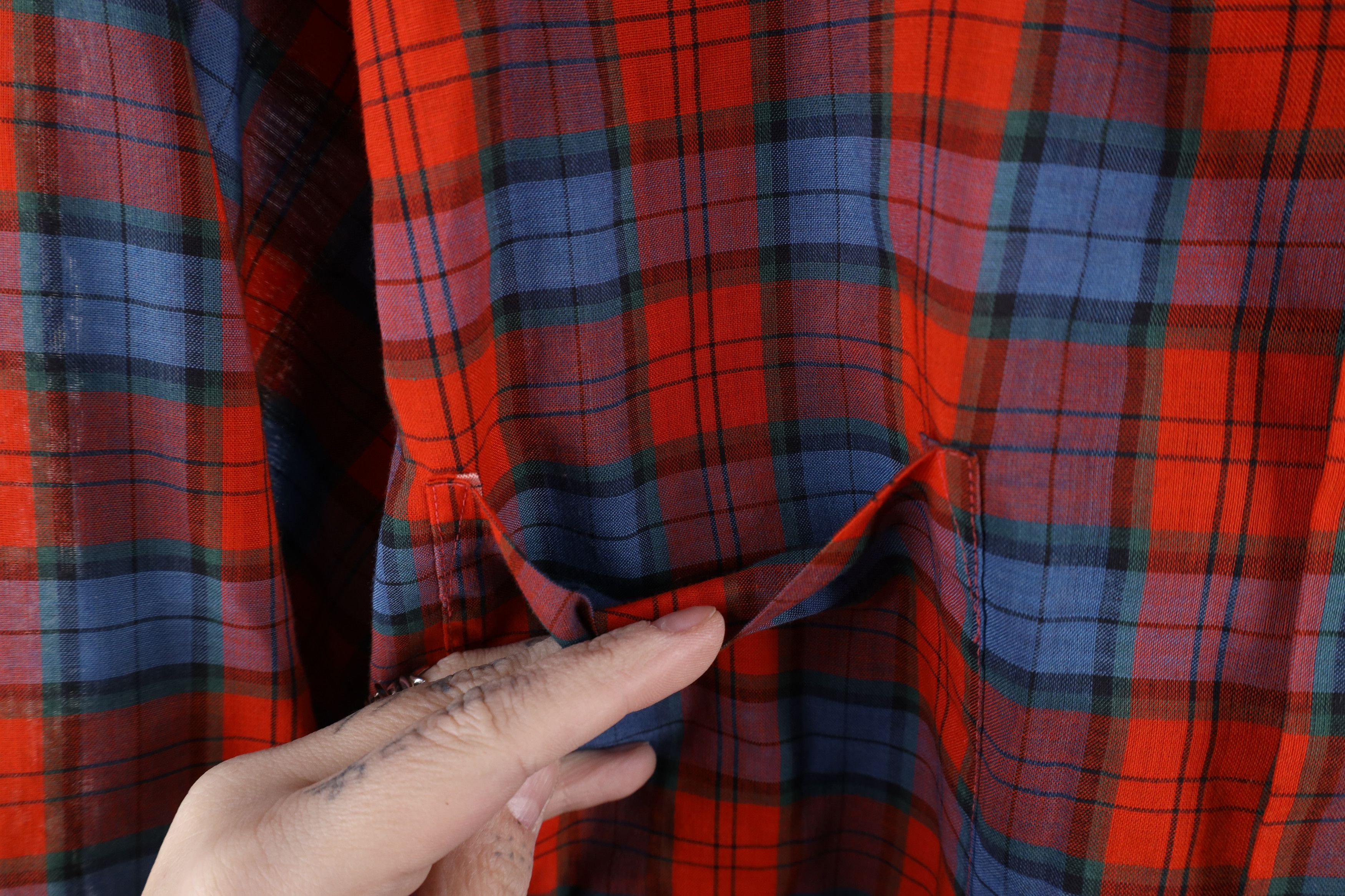 Vintage Vintage 60s 70s Rockabilly Collared Button Shirt Red Plaid Size US M / EU 48-50 / 2 - 6 Thumbnail