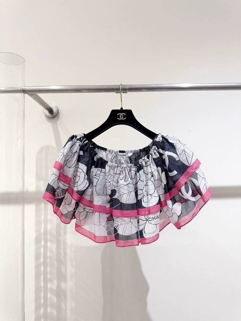Chanel Chanel Camellia Top with Pink Stripes- DMC Size US S / EU 44-46 / 1 - 1 Thumbnail