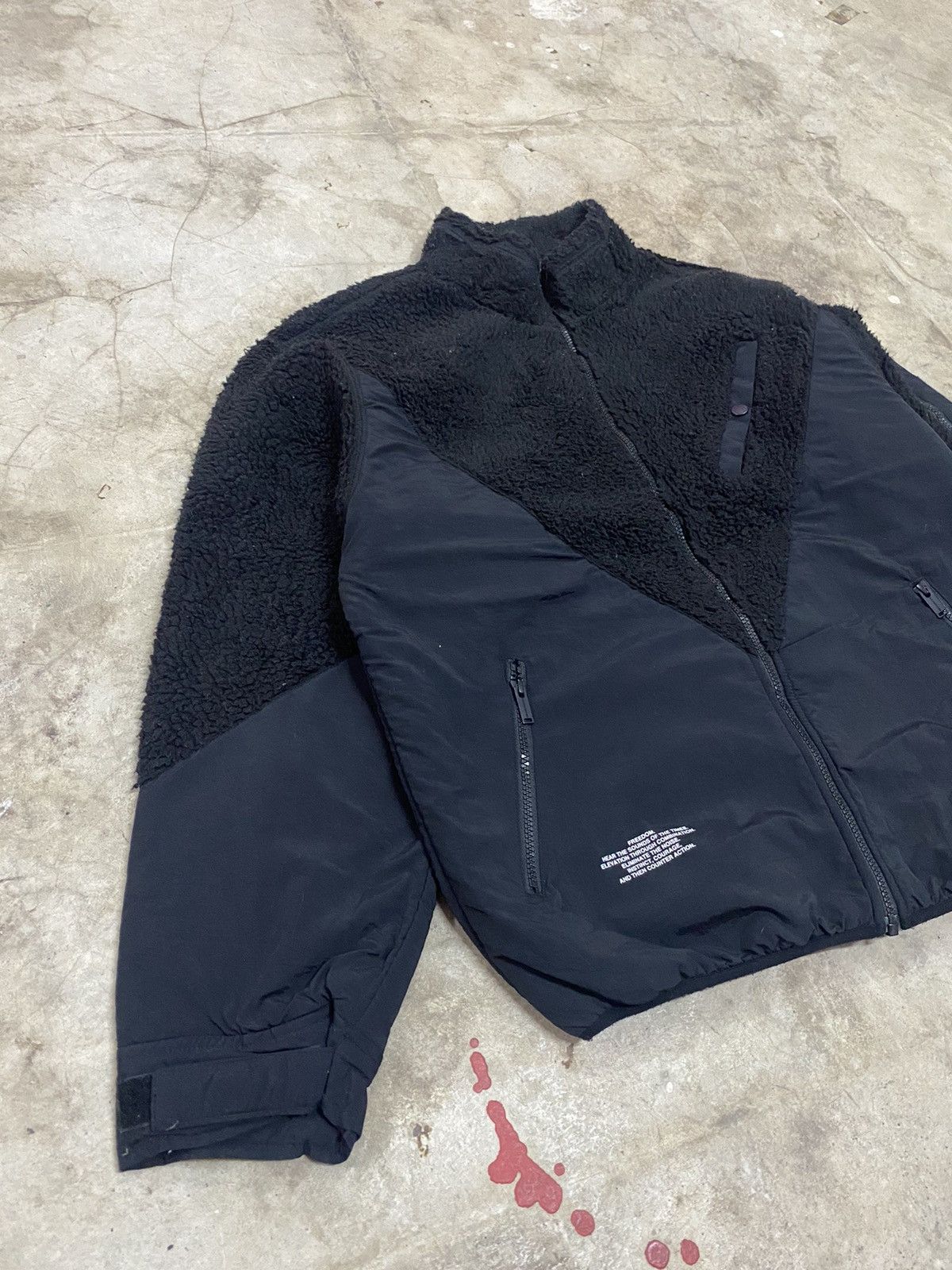 GU × Undercover UNDERCOVER JUN TAKAHASHI FLEECE FULL ZIP JACKET FOR GU Size US L / EU 52-54 / 3 - 2 Thumbnail
