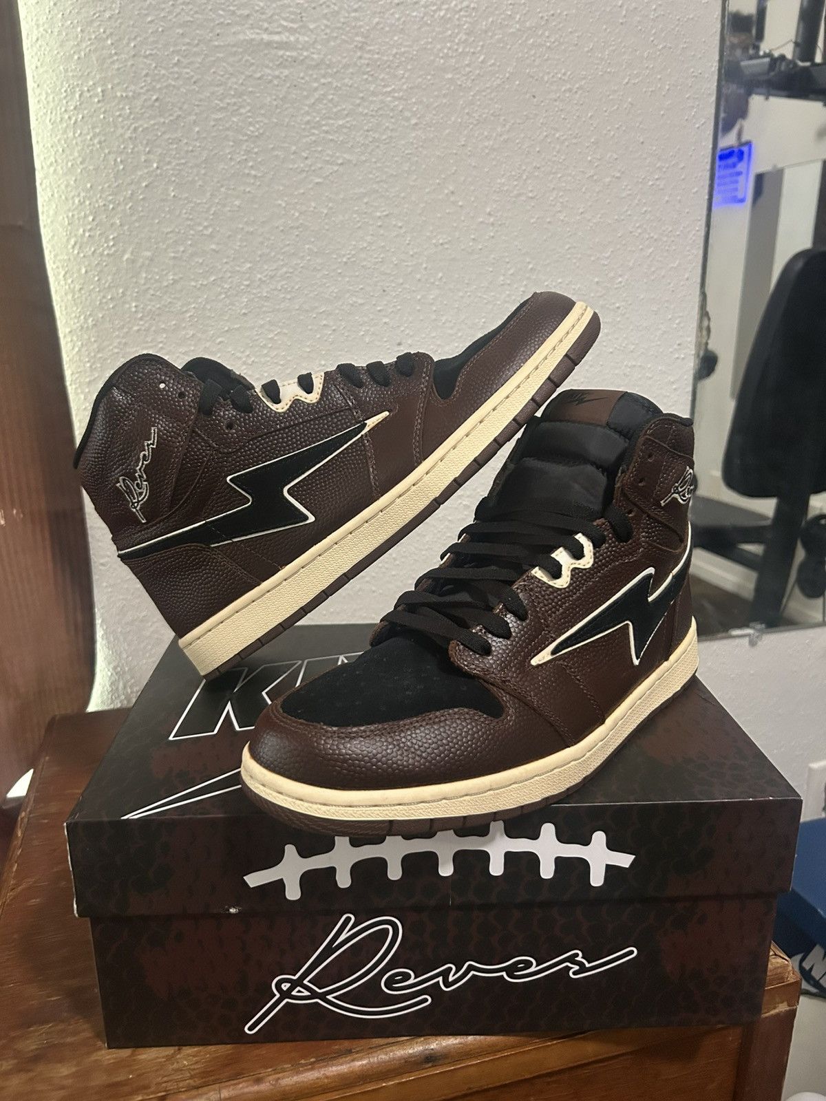 Reves Paris Reves Sport / KIY ‘85 HI UMBER BROWN/BLACK ‘Pigskin’ Size US 11.5 / EU 44-45 - 1 Thumbnail