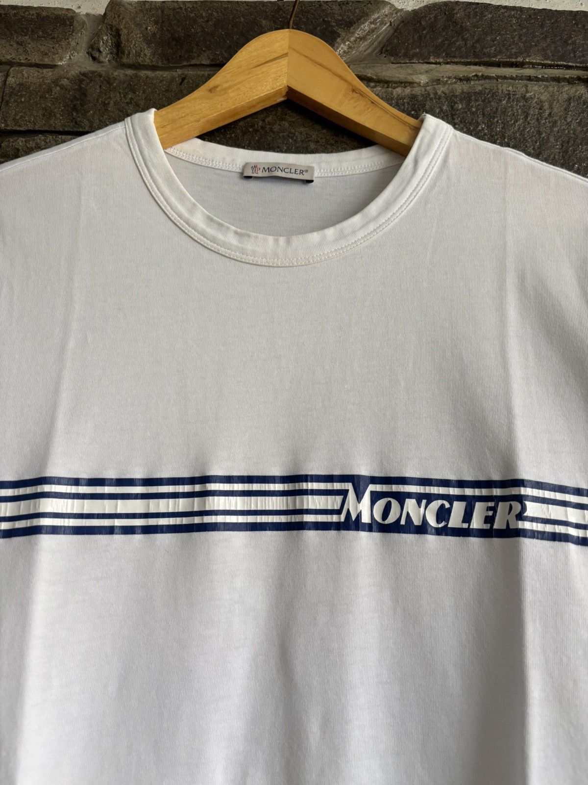Moncler Moncler Chest Stripe Logo Tee Size US M / EU 48-50 / 2 - 3 Thumbnail