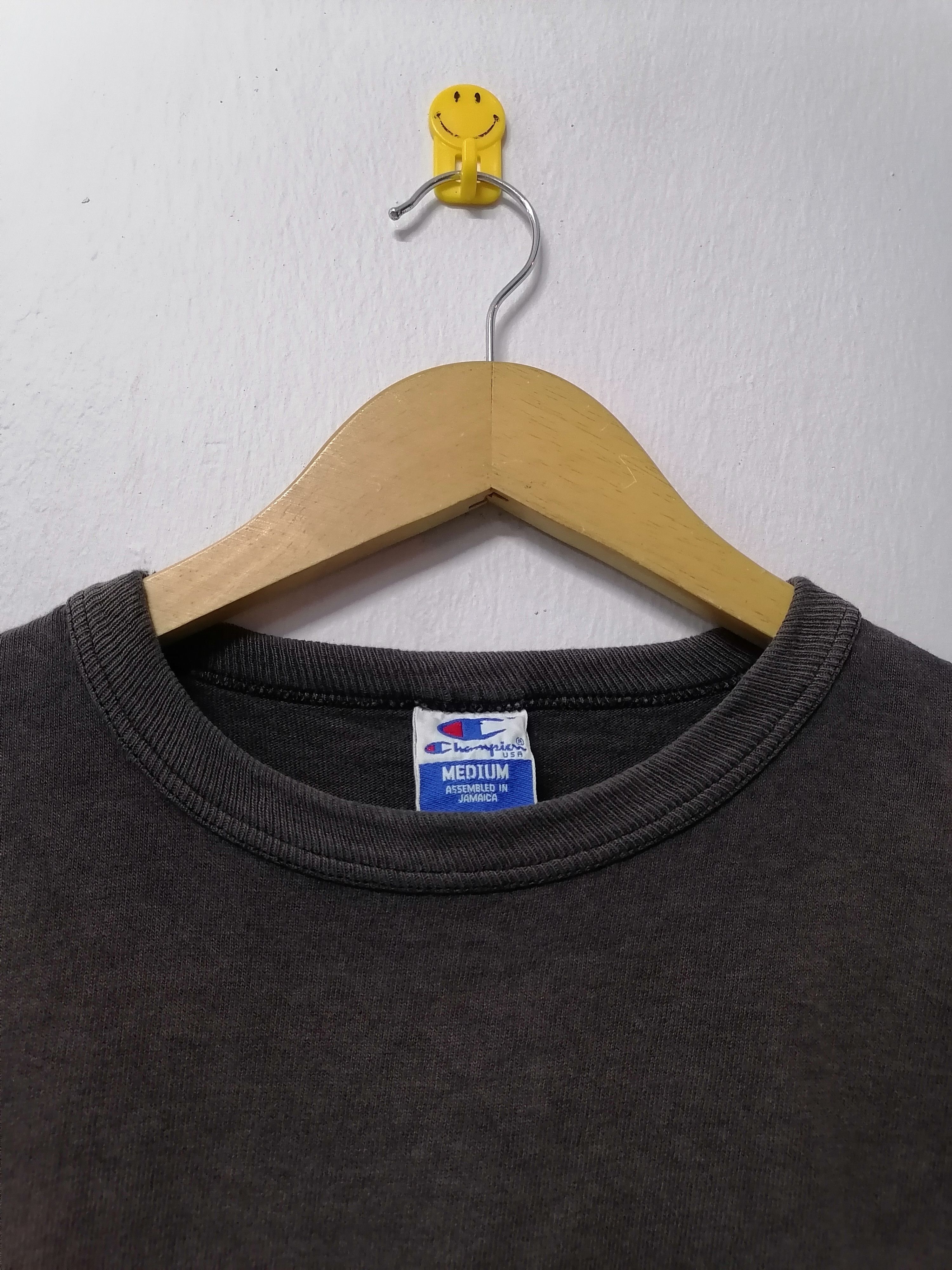 Champion × Vintage Trashed Faded Vintage Champion Tee Size US M / EU 48-50 / 2 - 5 Thumbnail