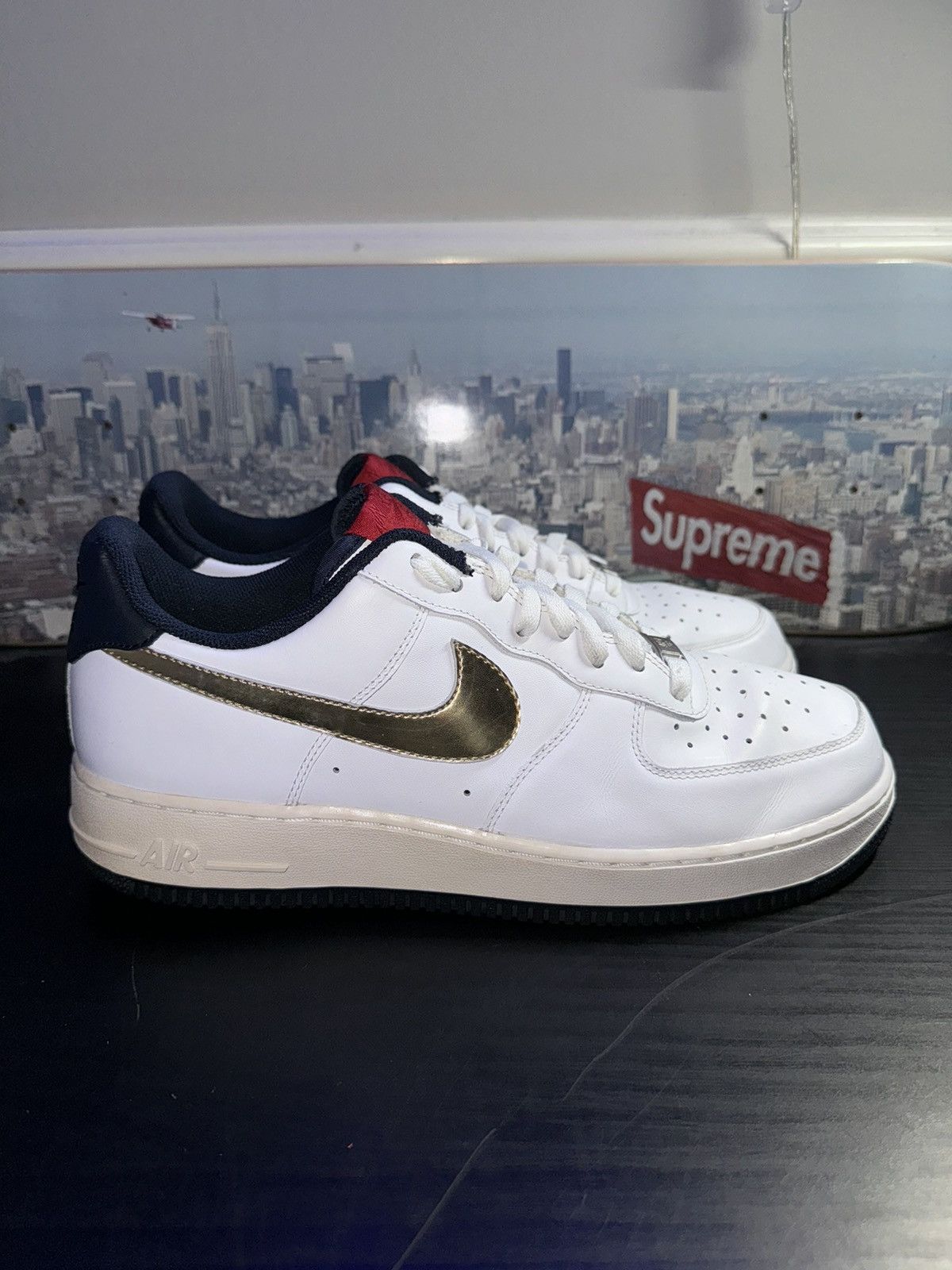 Nike × USA Olympics Nike Air Force 1 '07 Olympic 2008 White Gold Obsidian Size US 11 / EU 44 - 3 Thumbnail