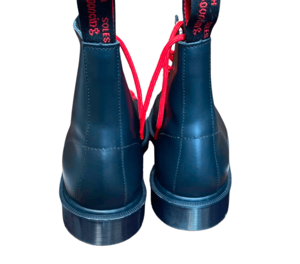 Off-White Dr. Martens × off-white collaborative boots Size US 9.5 / EU 42-43 - 2 Thumbnail
